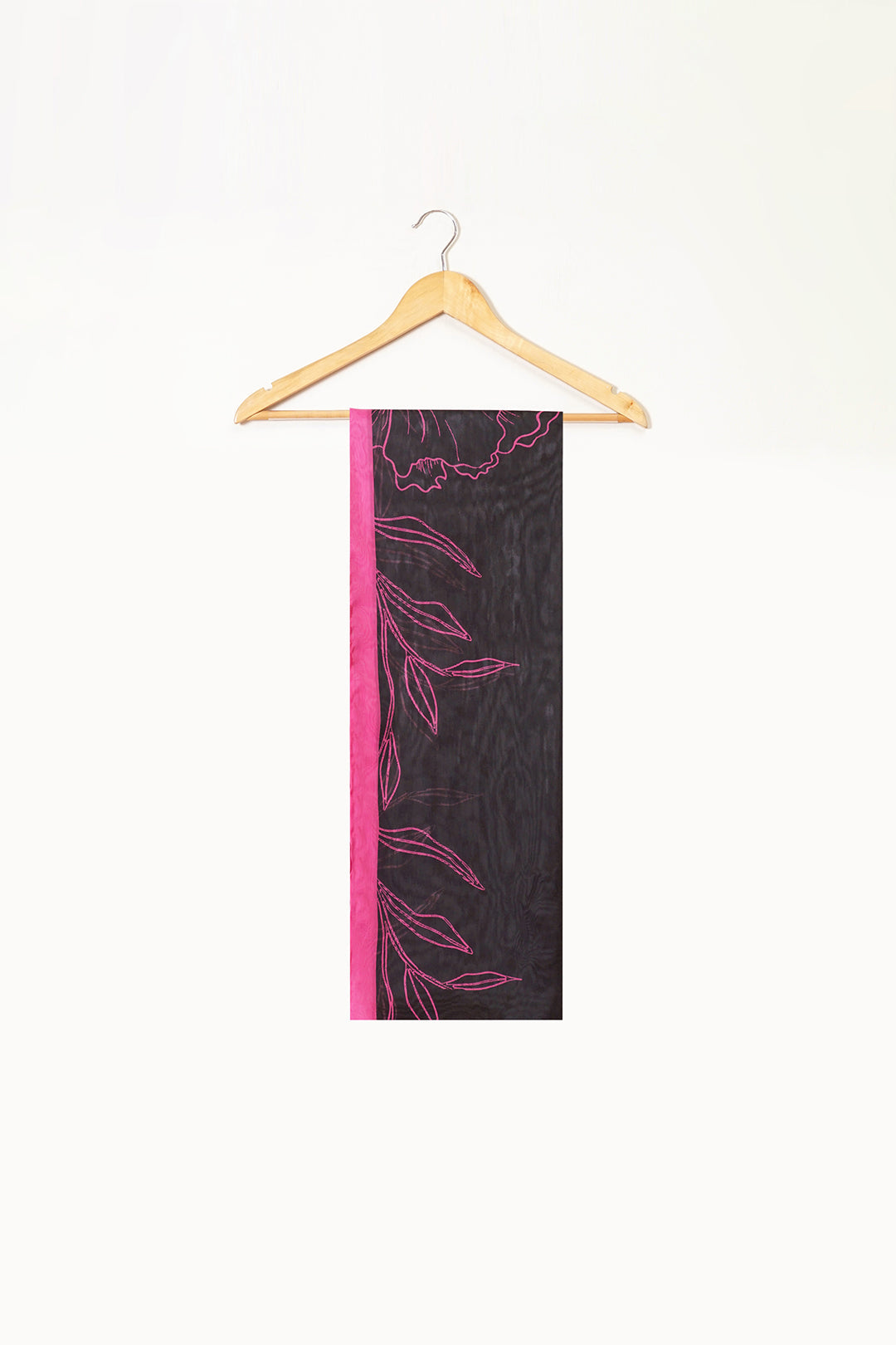 https://cdn.shopify.com/s/files/1/0611/8585/1568/files/W.FW23.407.T-2.jpg?v=1736336760