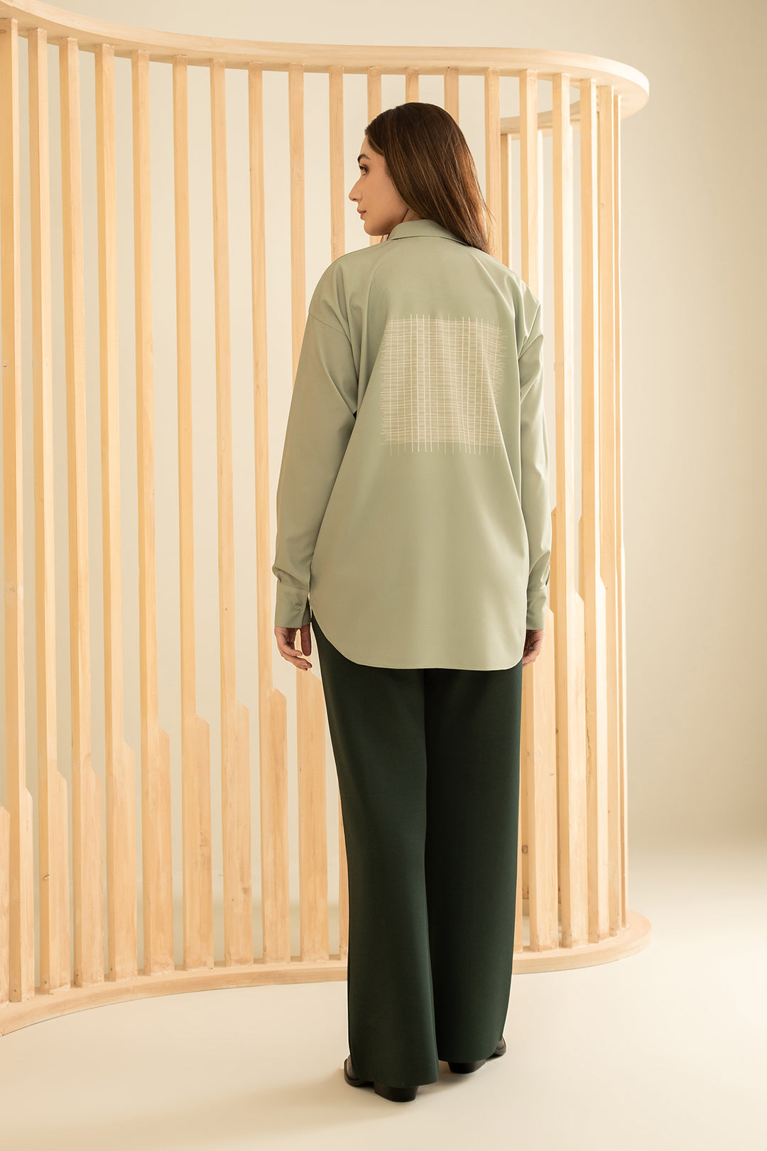 https://cdn.shopify.com/s/files/1/0611/8585/1568/files/W.FW24.011.T-4.jpg?v=1736335346