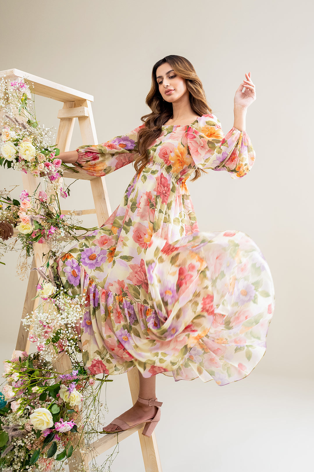 https://cdn.shopify.com/s/files/1/0611/8585/1568/files/W.FW24.049.T-3.jpg?v=1736335434