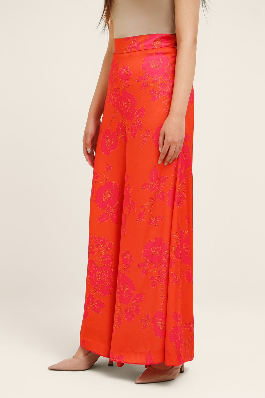 https://cdn.shopify.com/s/files/1/0611/8585/1568/files/W.FW24.076.P-1.jpg?v=1736335377
