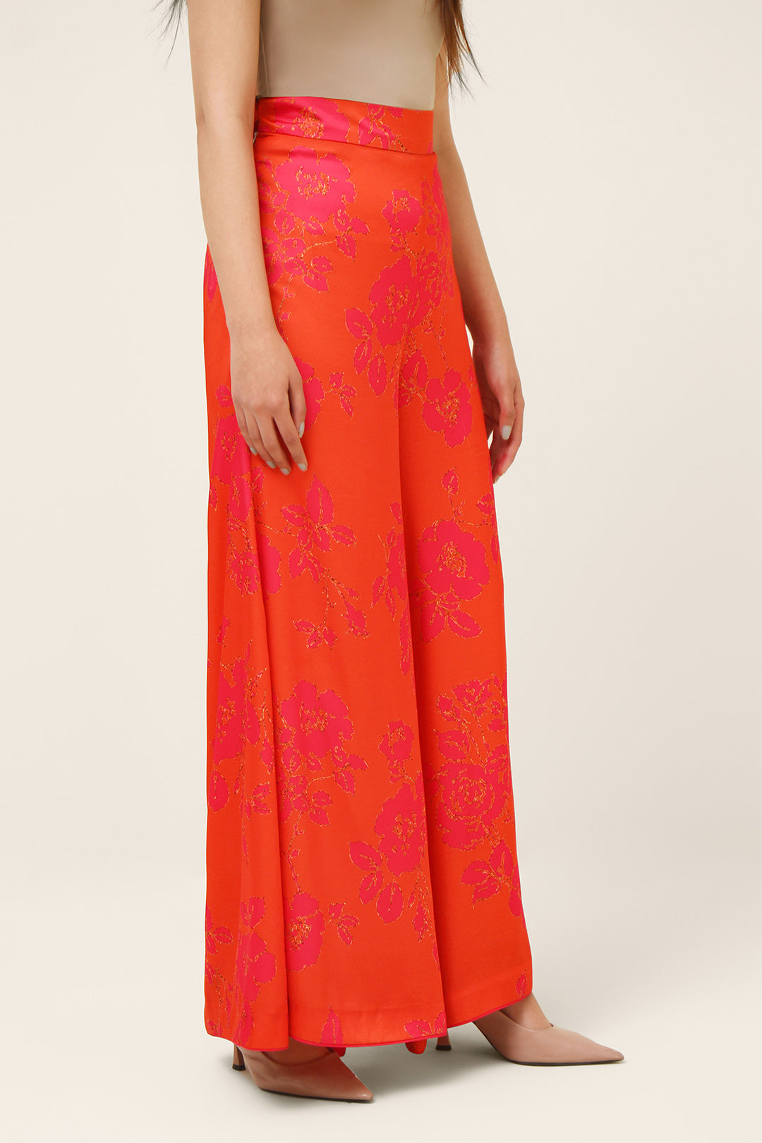 https://cdn.shopify.com/s/files/1/0611/8585/1568/files/W.FW24.076.P-2.jpg?v=1736335377