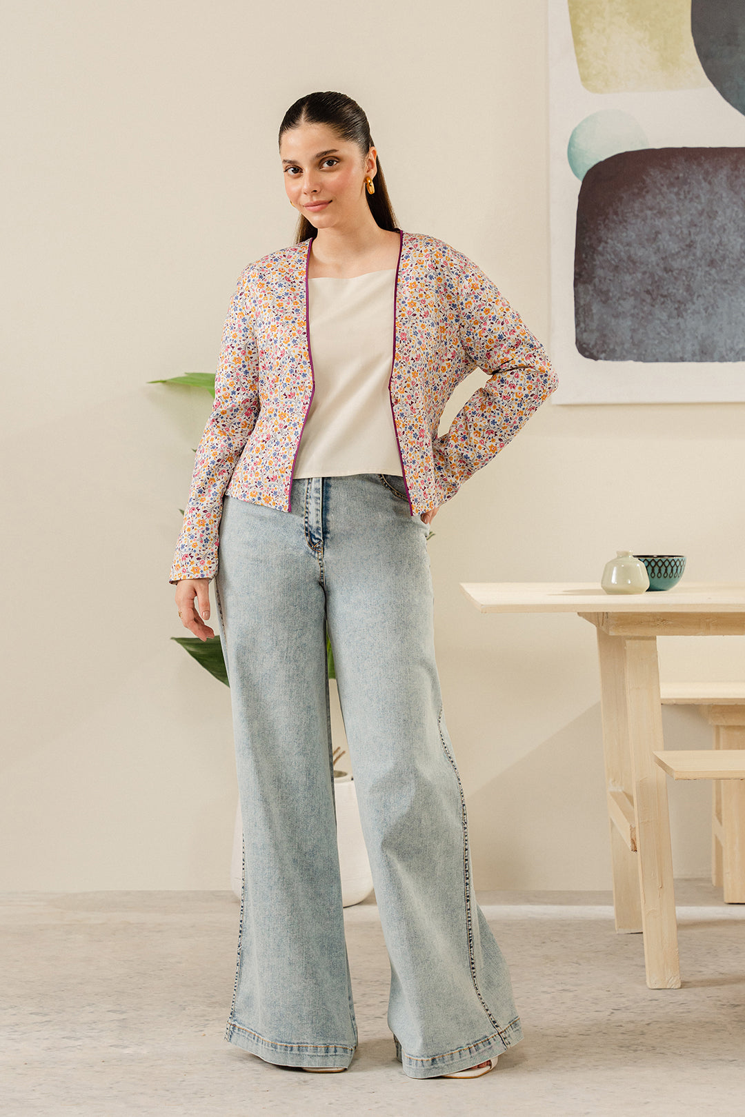 https://cdn.shopify.com/s/files/1/0611/8585/1568/files/W.FW24.097.T-1.jpg?v=1736334414