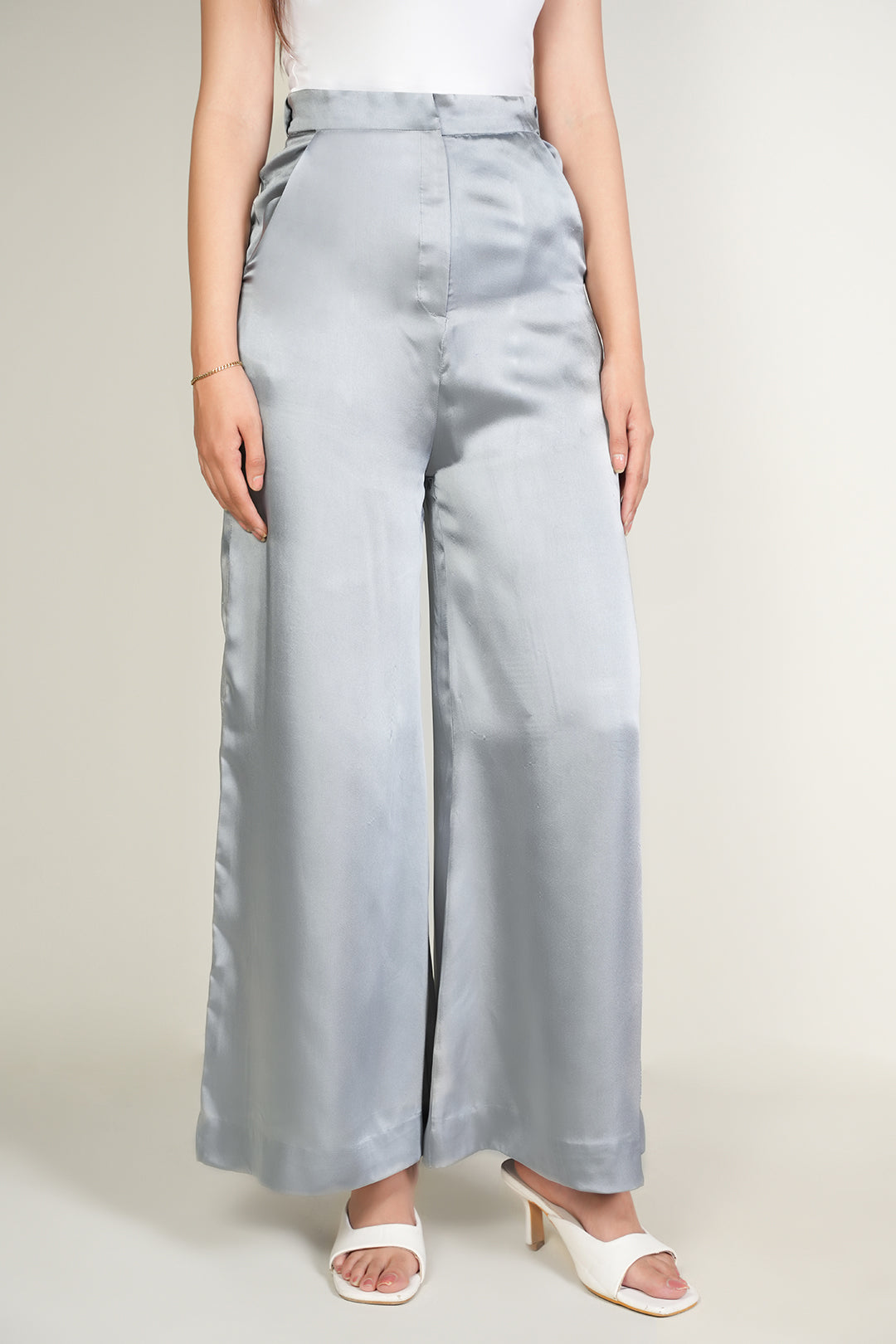 https://cdn.shopify.com/s/files/1/0611/8585/1568/files/W.FW24.124.P-3.jpg?v=1736334393