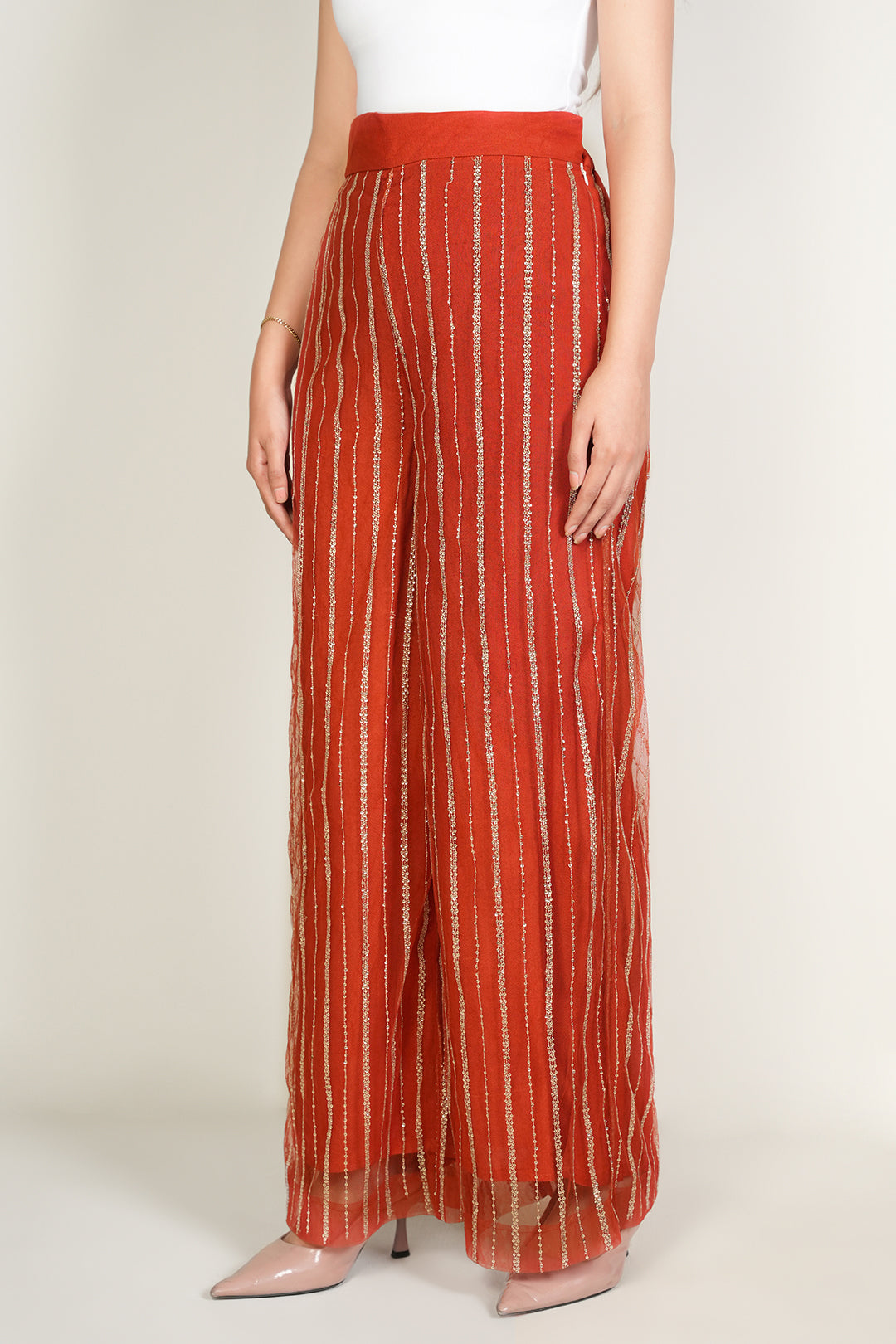 https://cdn.shopify.com/s/files/1/0611/8585/1568/files/W.FW24.126.P-1.jpg?v=1736334391