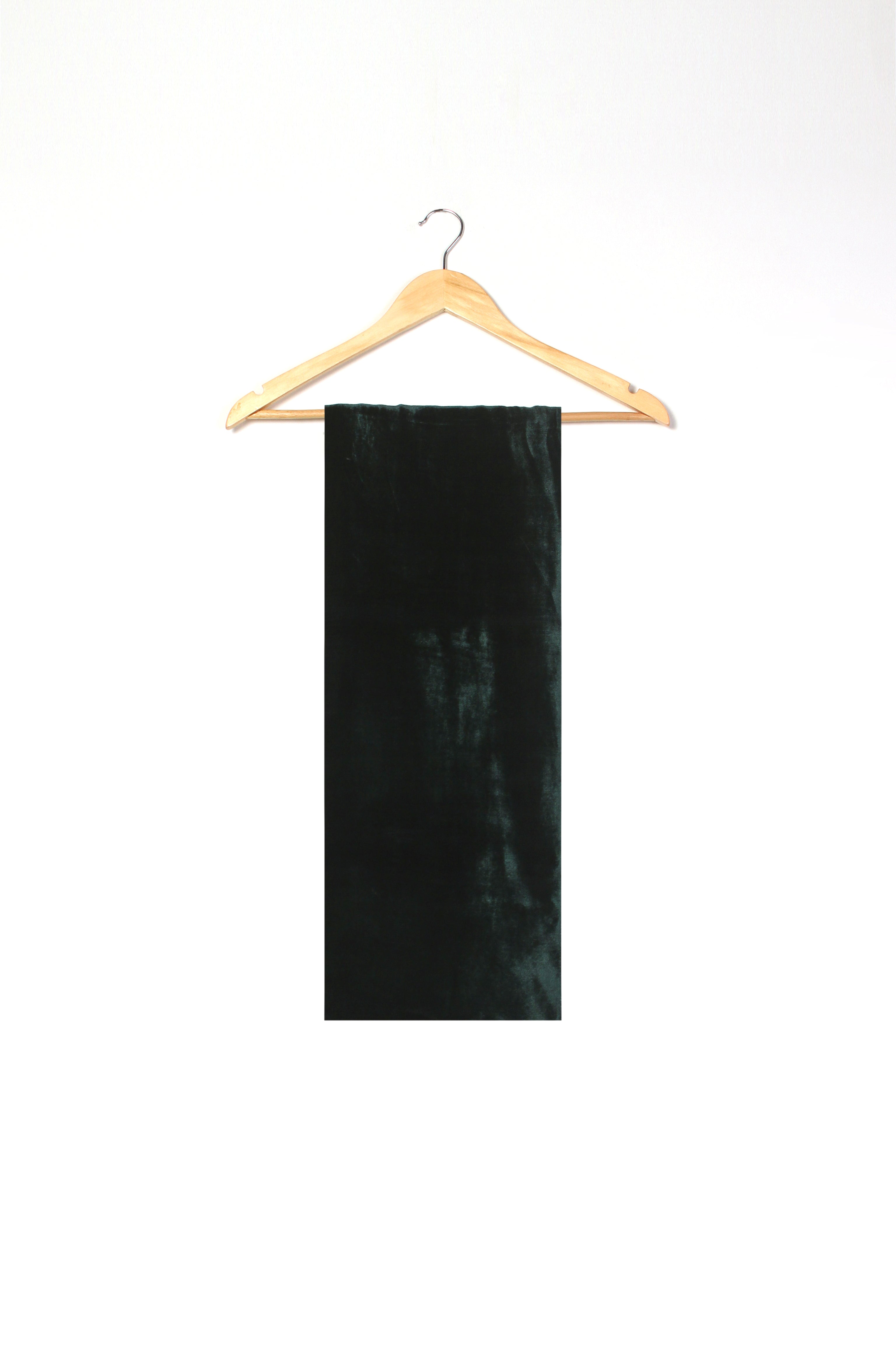 https://cdn.shopify.com/s/files/1/0611/8585/1568/files/W.FW24.139.T-2.jpg?v=1736334396