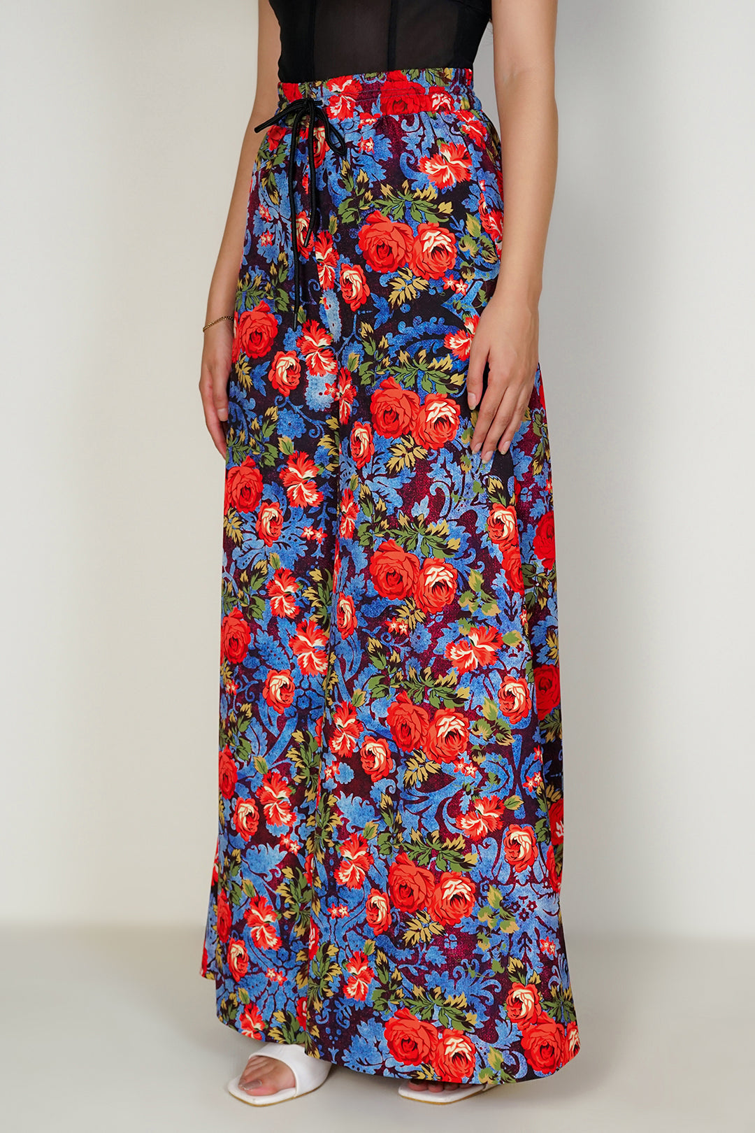 https://cdn.shopify.com/s/files/1/0611/8585/1568/files/W.FW24.233.P-1.jpg?v=1736334357