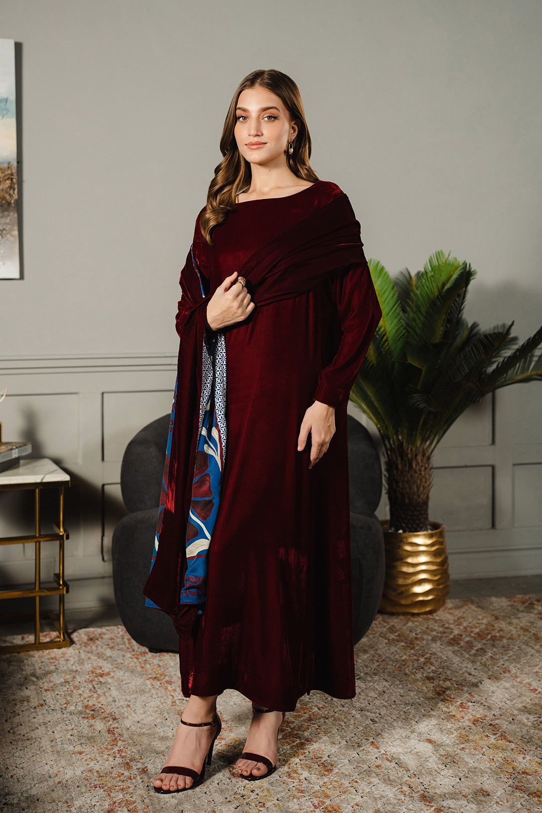 https://cdn.shopify.com/s/files/1/0611/8585/1568/files/W.FW24.262.T-3.jpg?v=1736334308