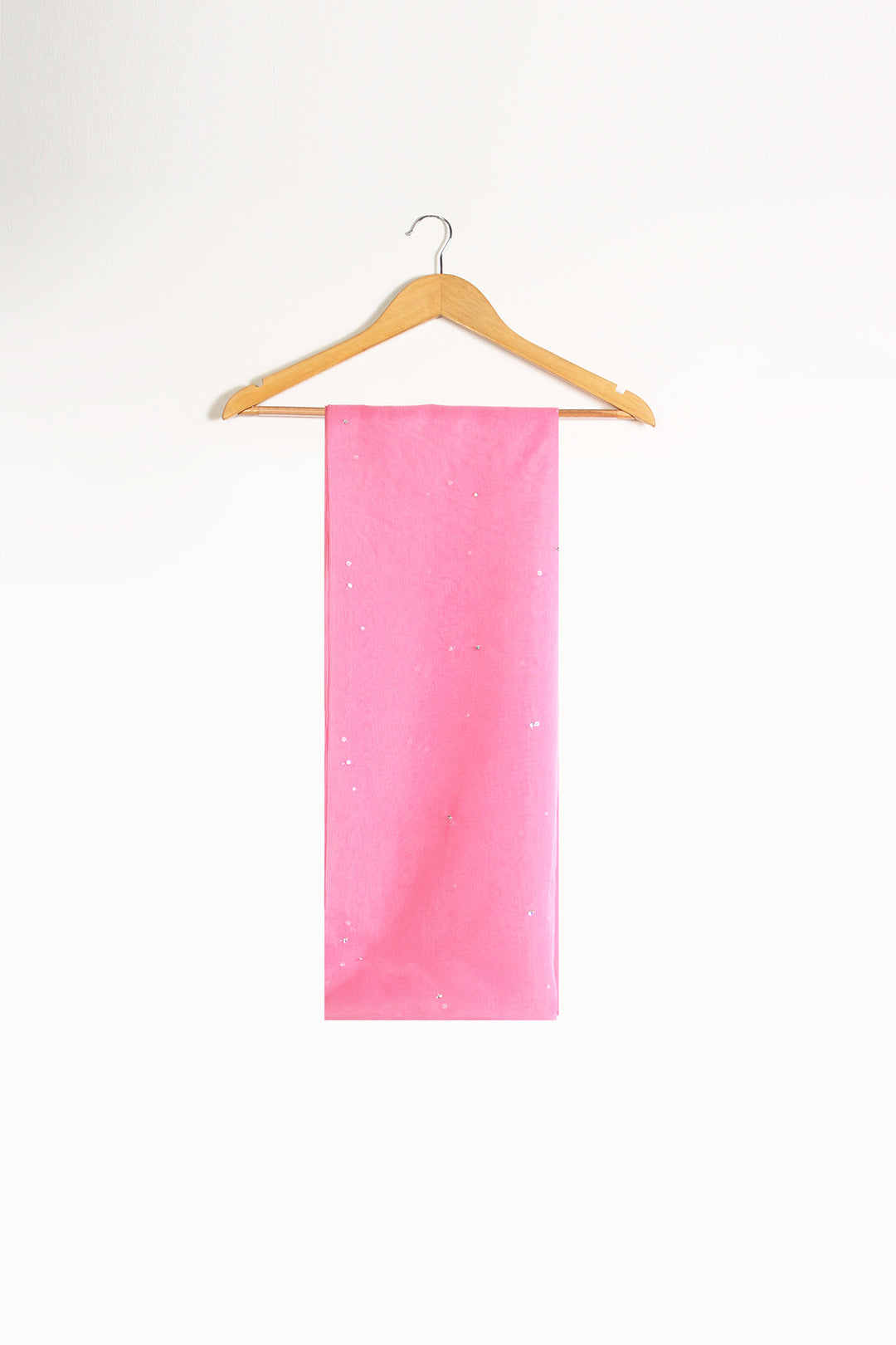 https://cdn.shopify.com/s/files/1/0611/8585/1568/files/W.FW24.268.T-1.jpg?v=1736334287