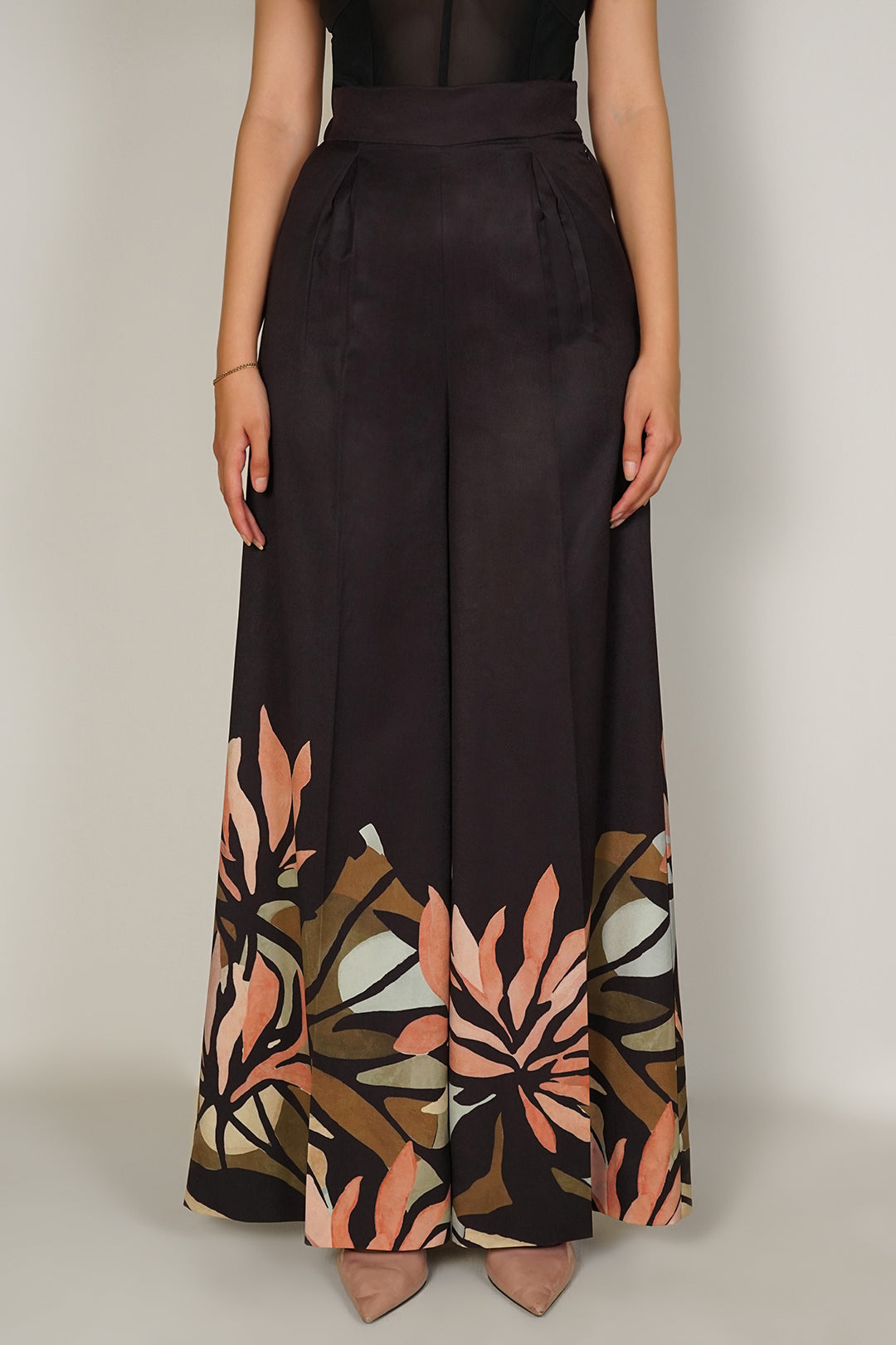 https://cdn.shopify.com/s/files/1/0611/8585/1568/files/W.FW24.297.P-3.jpg?v=1736334305