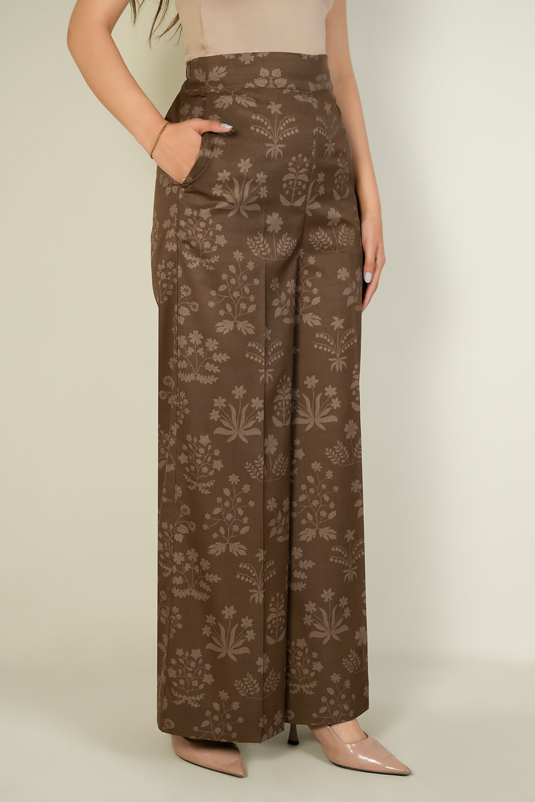 https://cdn.shopify.com/s/files/1/0611/8585/1568/files/W.FW24.328.P-2.jpg?v=1736334221