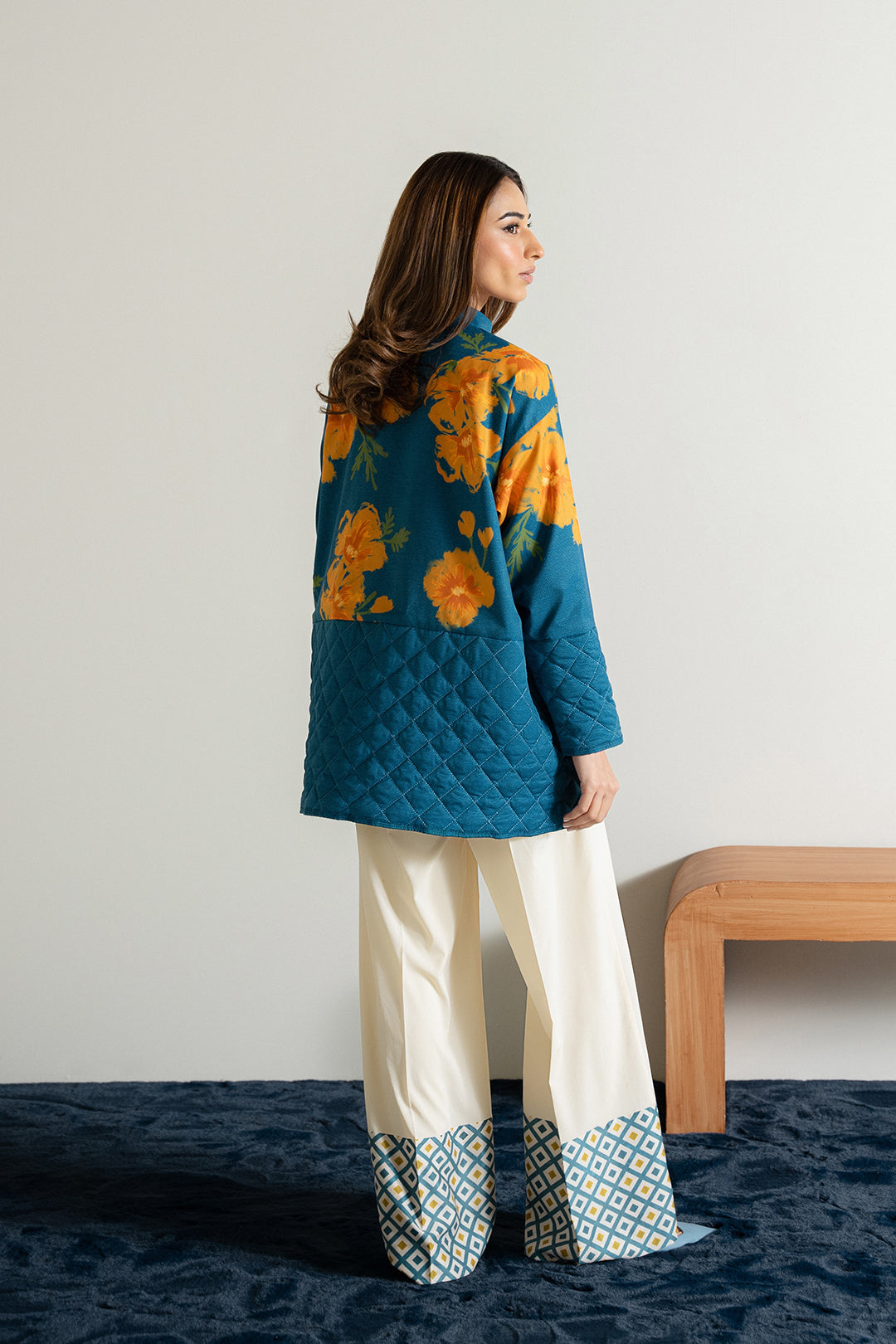 https://cdn.shopify.com/s/files/1/0611/8585/1568/files/W.FW25.003.T-4.jpg?v=1736334199