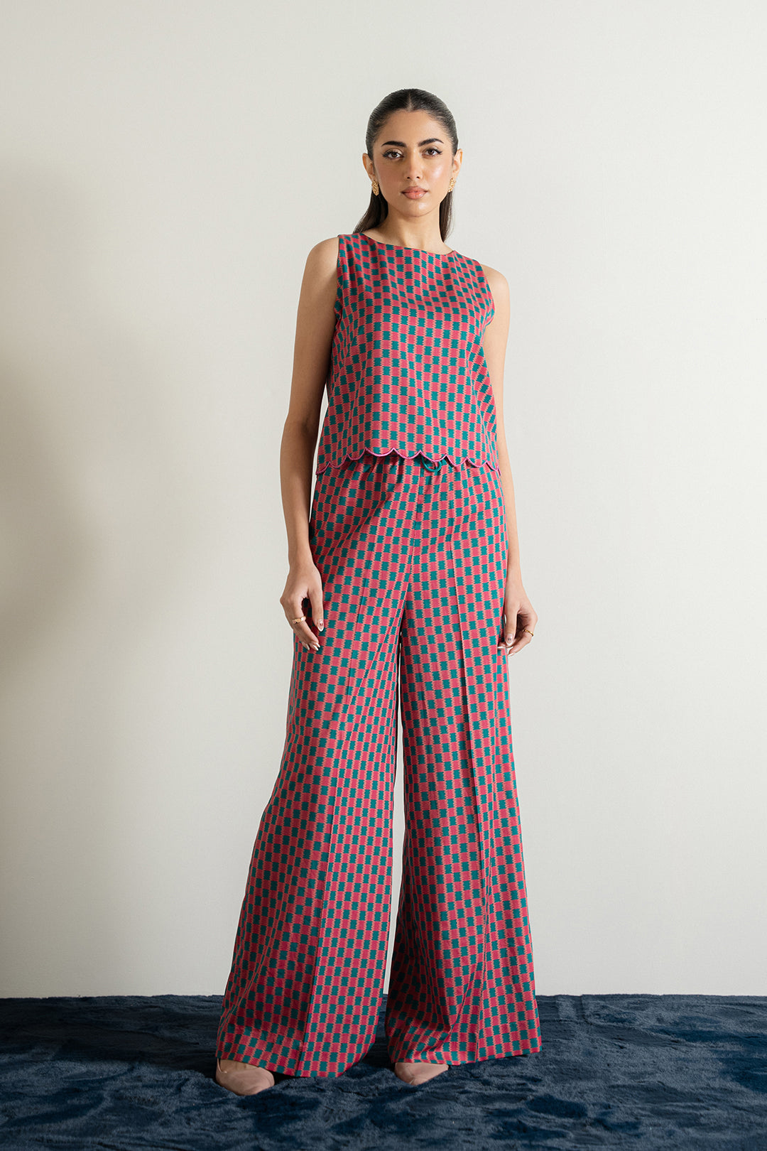https://cdn.shopify.com/s/files/1/0611/8585/1568/files/W.FW25.009.T-1.jpg?v=1736334189