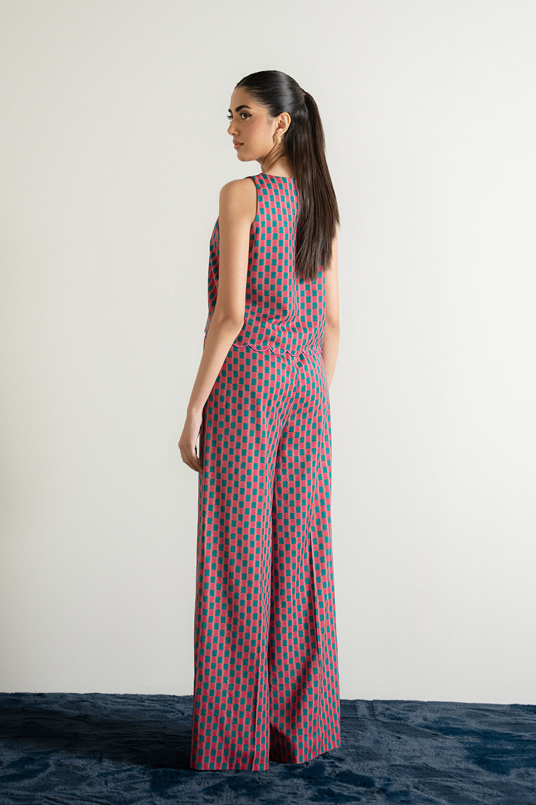 https://cdn.shopify.com/s/files/1/0611/8585/1568/files/W.FW25.009.T-4.jpg?v=1736334189