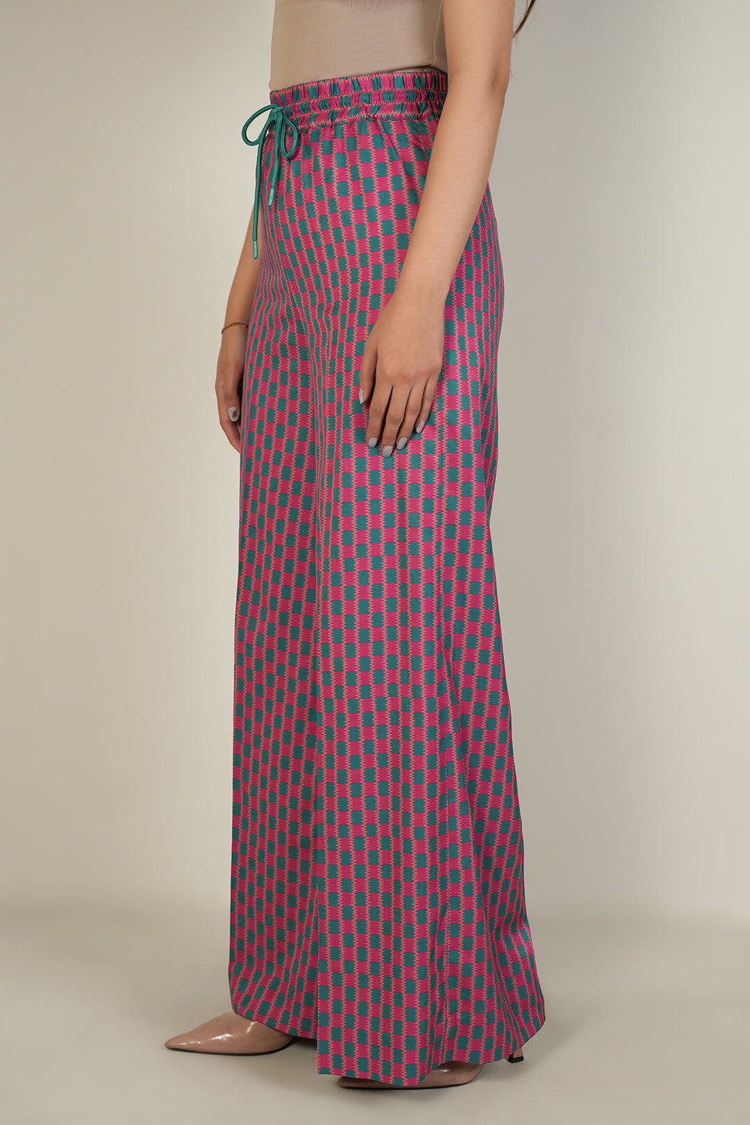 https://cdn.shopify.com/s/files/1/0611/8585/1568/files/W.FW25.020.P-1.jpg?v=1736334204