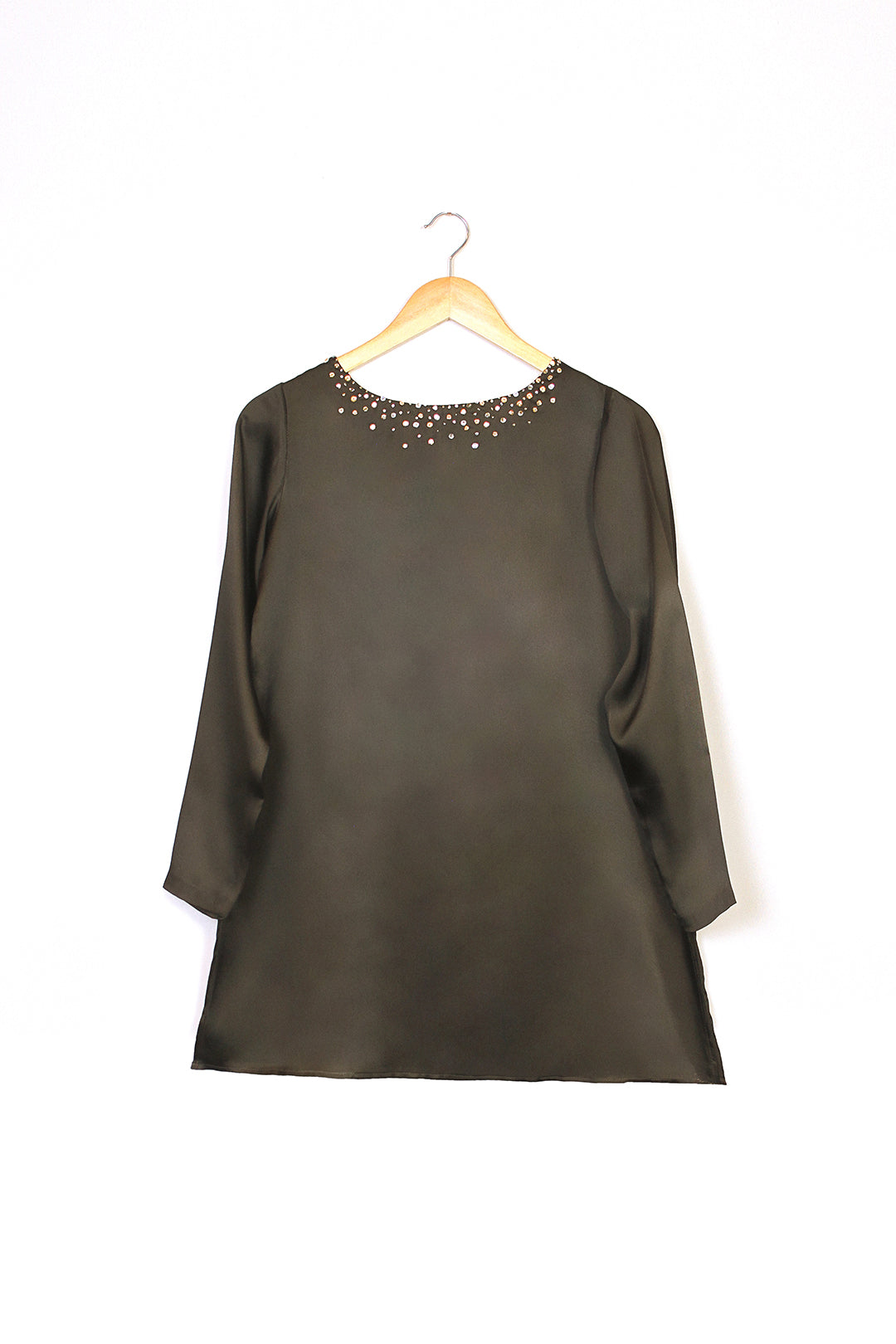 https://cdn.shopify.com/s/files/1/0611/8585/1568/files/W.FW25.210.T-1.jpg?v=1764915492