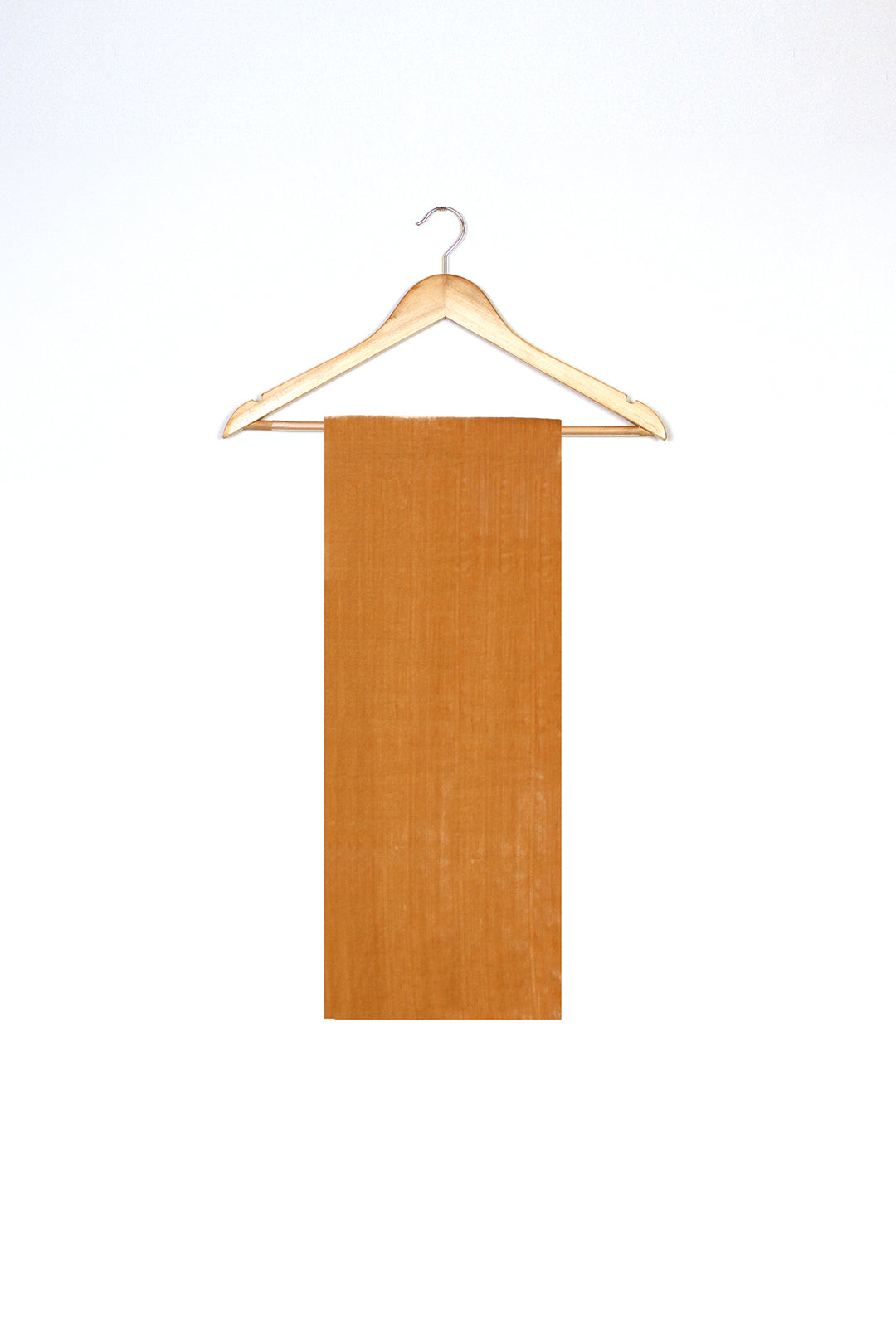 https://cdn.shopify.com/s/files/1/0611/8585/1568/files/W.FW25.232.T-2.jpg?v=1764915737