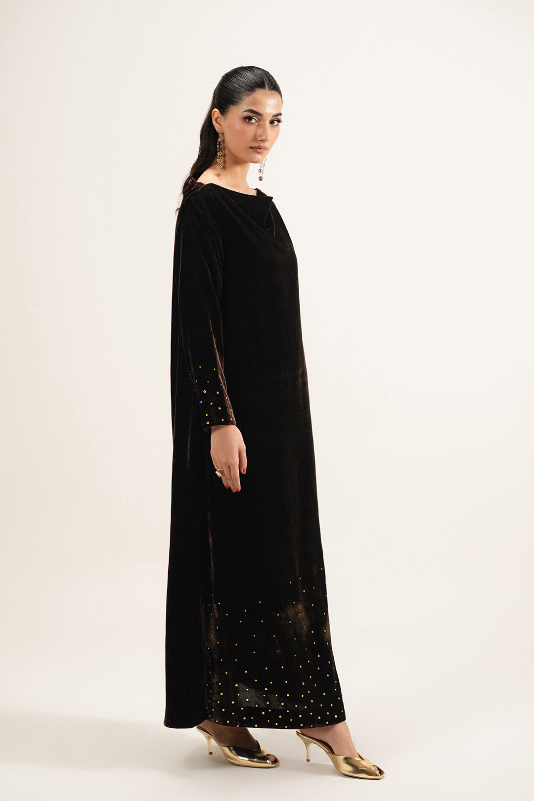https://cdn.shopify.com/s/files/1/0611/8585/1568/files/W.FW26.046.T-3.jpg?v=1769153085