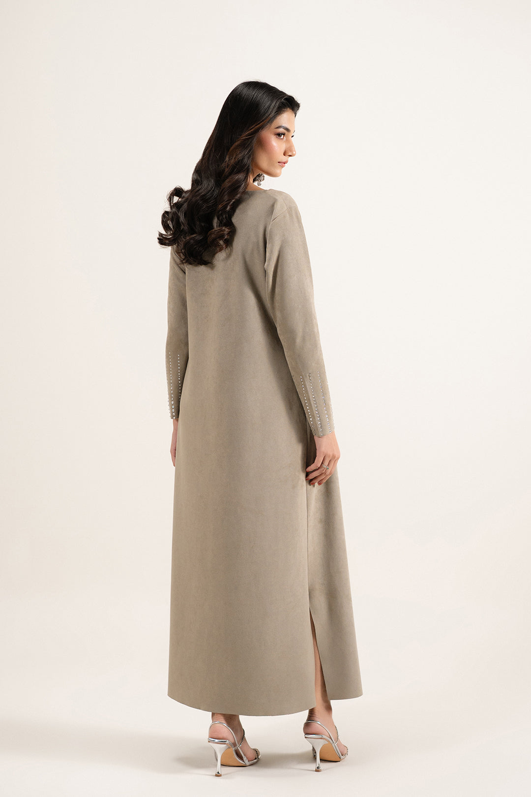 https://cdn.shopify.com/s/files/1/0611/8585/1568/files/W.FW26.054.T-4.jpg?v=1769153188
