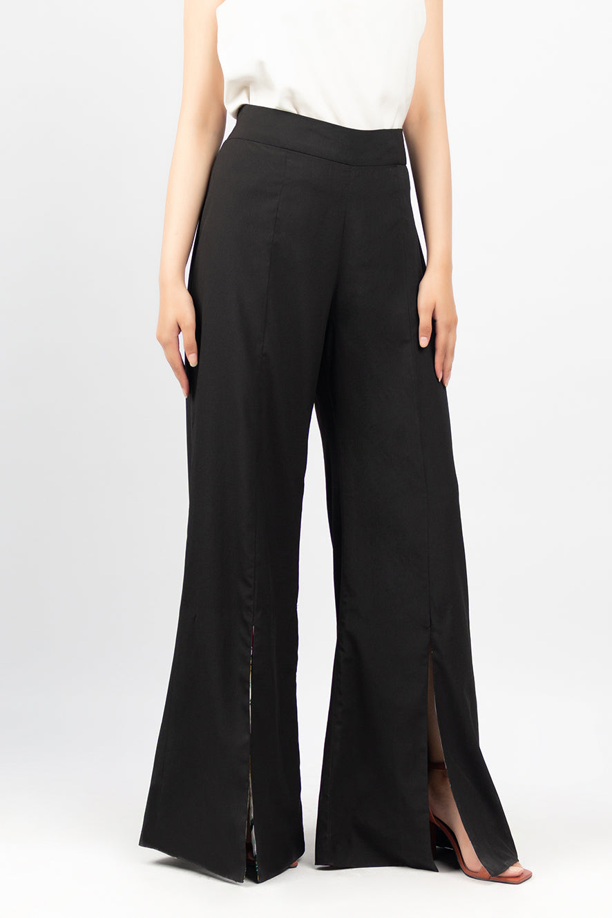 https://cdn.shopify.com/s/files/1/0611/8585/1568/files/W.SS20.754.P-1.jpg?v=1780393769