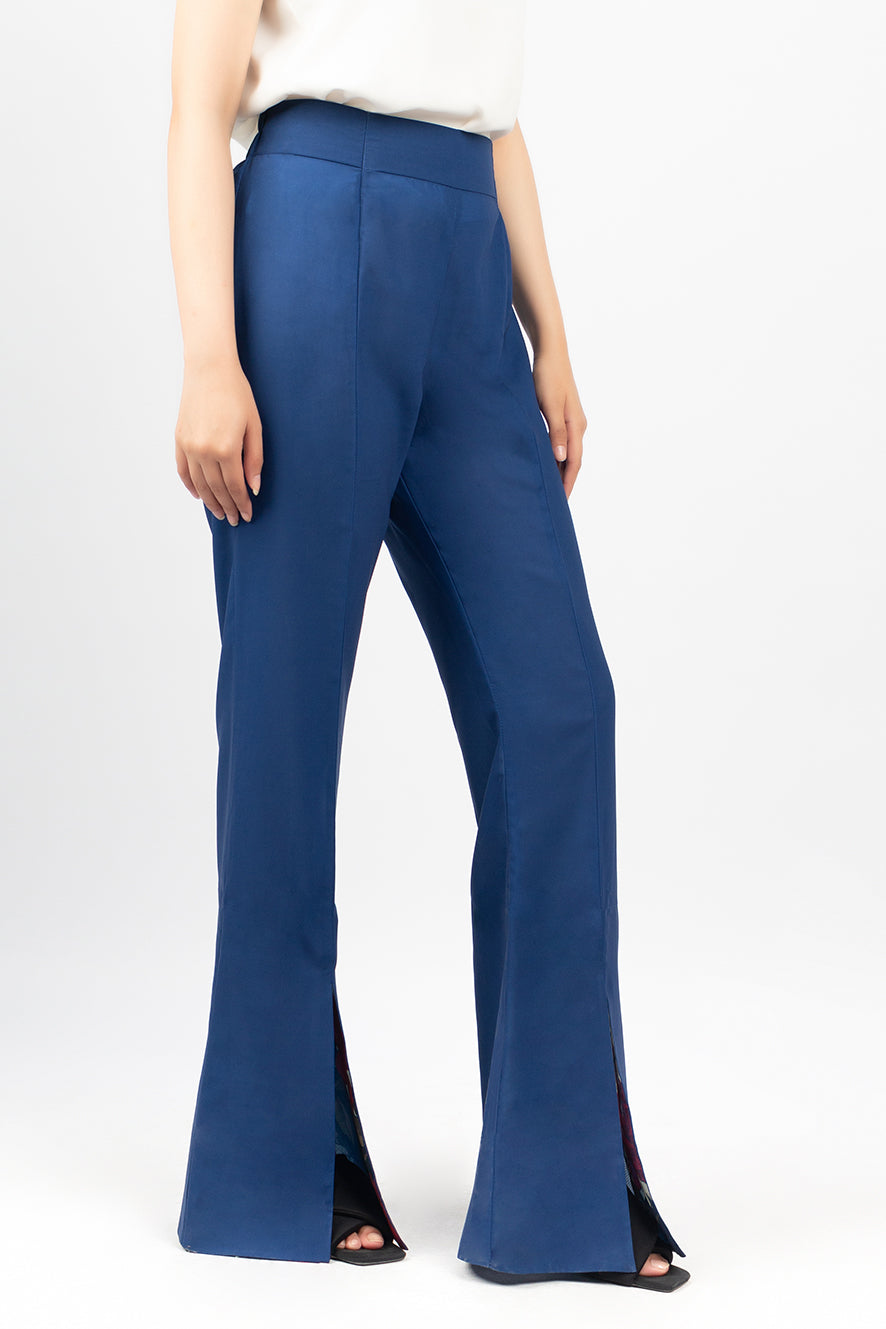 https://cdn.shopify.com/s/files/1/0611/8585/1568/files/W.SS20.755.P-1.jpg?v=1780393785