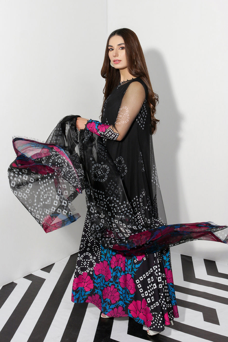 https://cdn.shopify.com/s/files/1/0611/8585/1568/products/W.SS21.131.T-3.jpg?v=1736337502