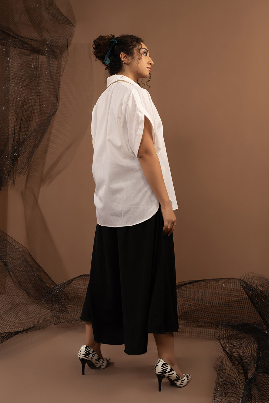 https://cdn.shopify.com/s/files/1/0611/8585/1568/files/W.SS21.375.T-4.jpg?v=1736335584