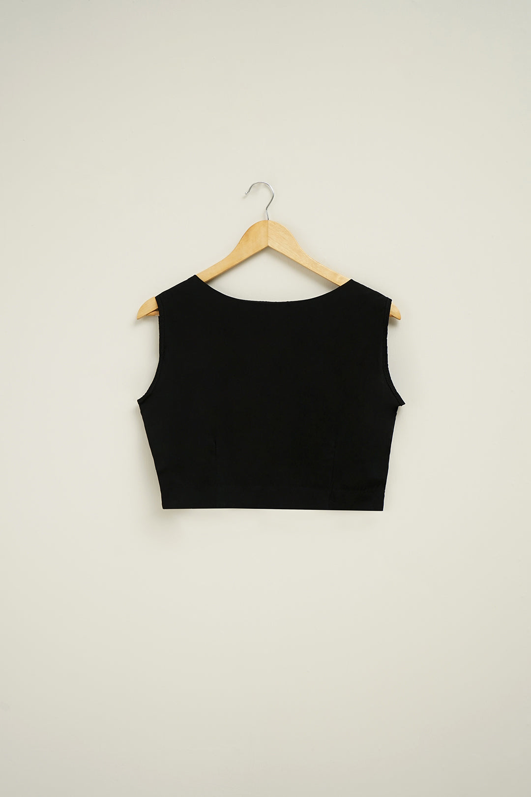 https://cdn.shopify.com/s/files/1/0611/8585/1568/files/W.SS22.041.T-2_5854794d-7952-466e-bea6-66d23d40199a.jpg?v=1736336150