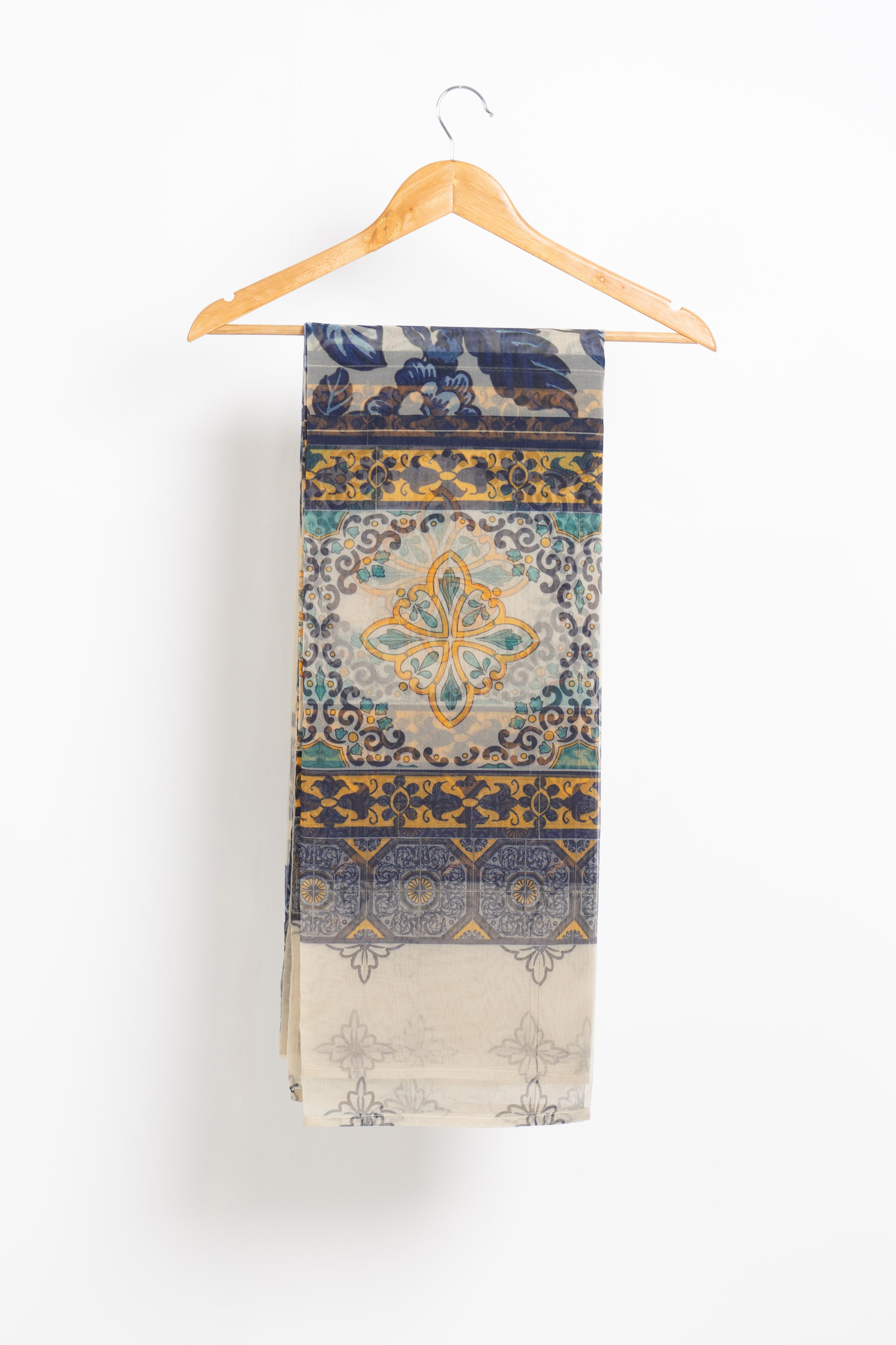 https://cdn.shopify.com/s/files/1/0611/8585/1568/files/W.SS22.054.T-1.jpg?v=1736335795