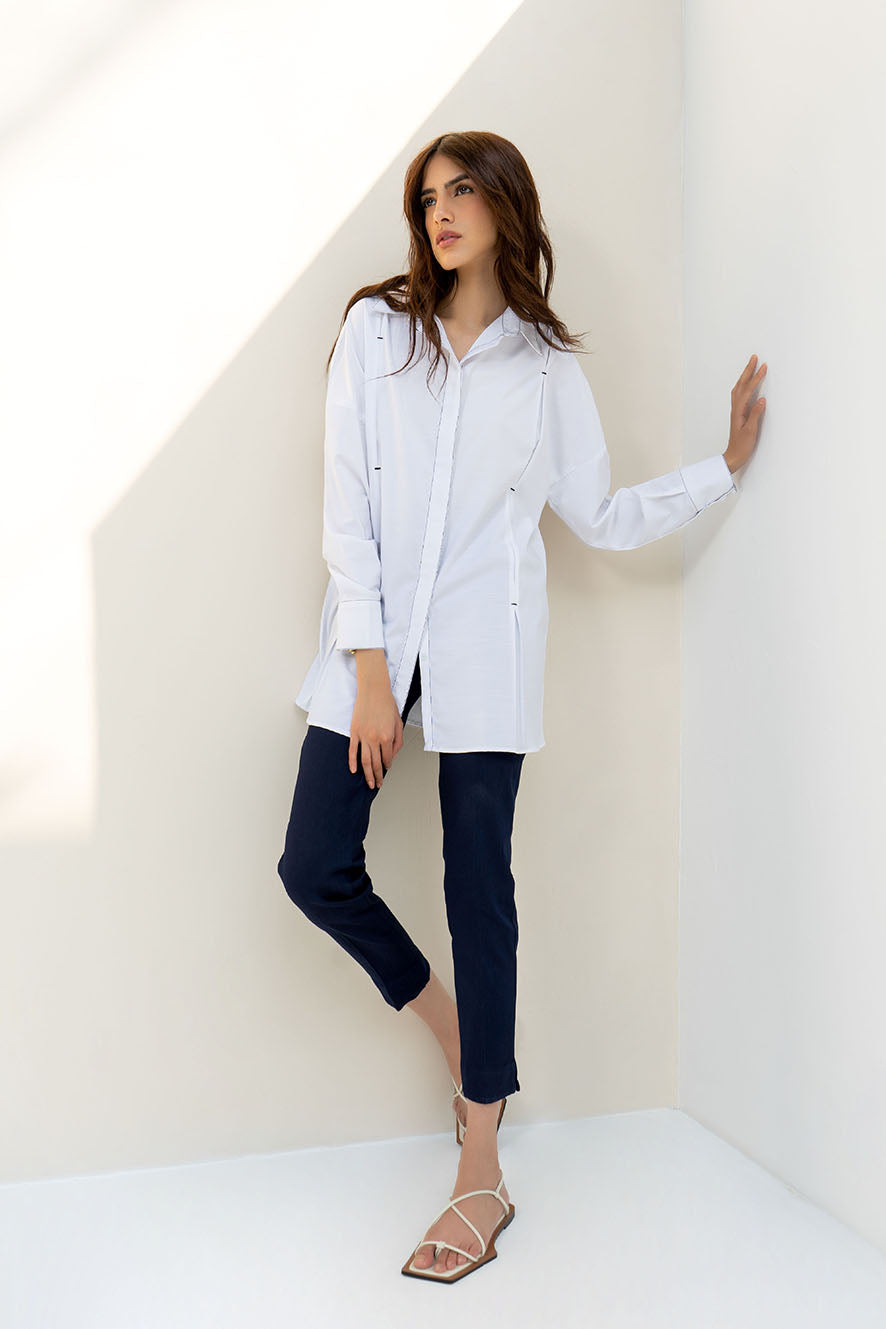 https://cdn.shopify.com/s/files/1/0611/8585/1568/products/W.SS22.131.T-1.jpg?v=1736338447