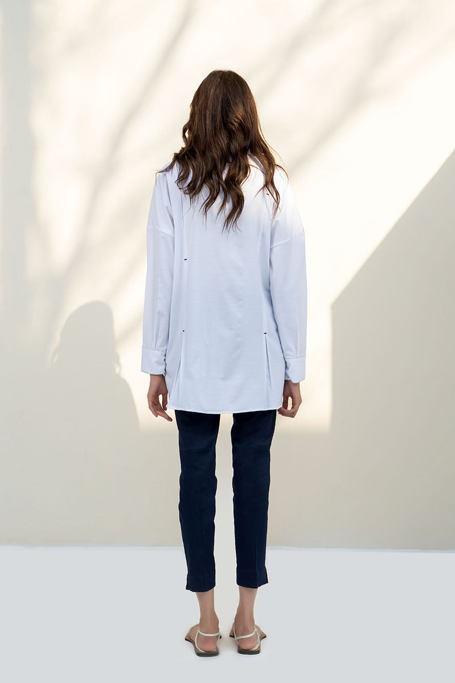 https://cdn.shopify.com/s/files/1/0611/8585/1568/products/W.SS22.131.T-4.jpg?v=1736338447