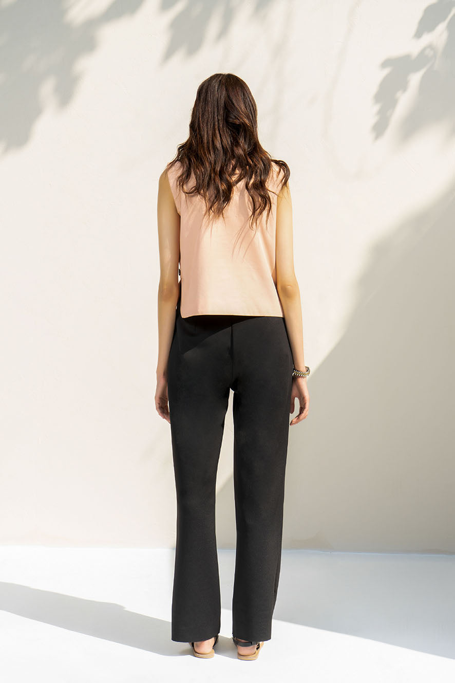 https://cdn.shopify.com/s/files/1/0611/8585/1568/products/W.SS22.132.T-4.jpg?v=1736338446