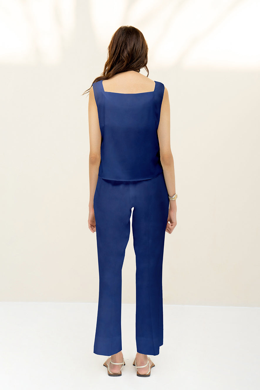 https://cdn.shopify.com/s/files/1/0611/8585/1568/products/W.SS22.194.T-3.jpg?v=1736337645