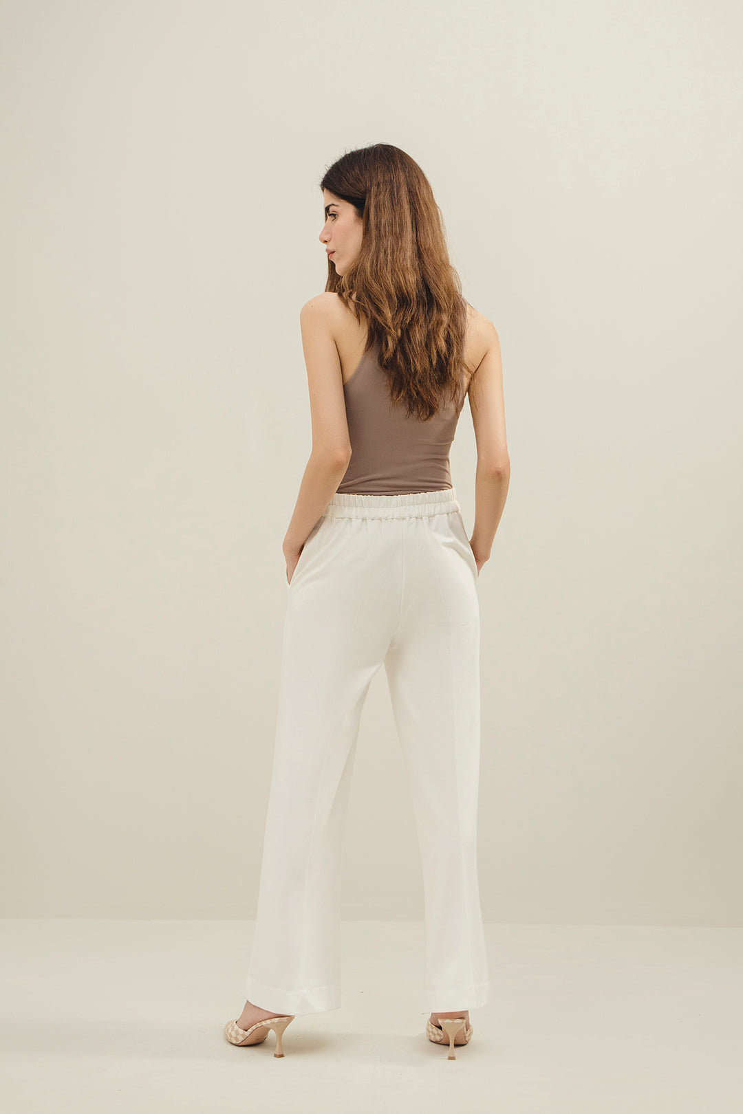 https://cdn.shopify.com/s/files/1/0611/8585/1568/files/W.SS22.199.P-4.jpg?v=1736336387