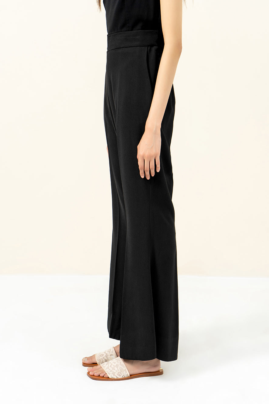 https://cdn.shopify.com/s/files/1/0611/8585/1568/products/W.SS22.205.P-2_7aa2f937-473d-4522-804c-01fc3bee14d9.jpg?v=1736336382