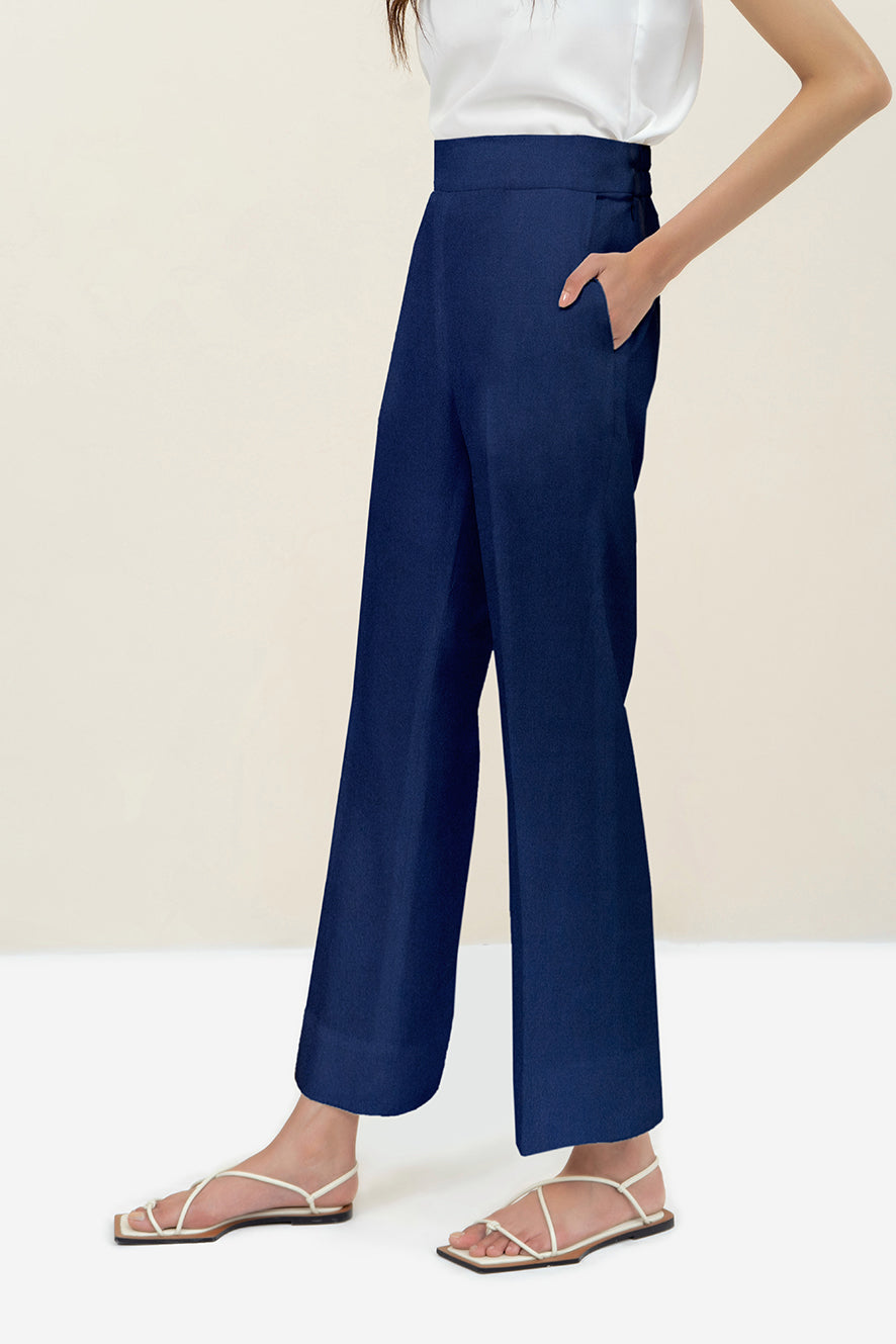 https://cdn.shopify.com/s/files/1/0611/8585/1568/products/W.SS22.211.P-2.jpg?v=1736338117