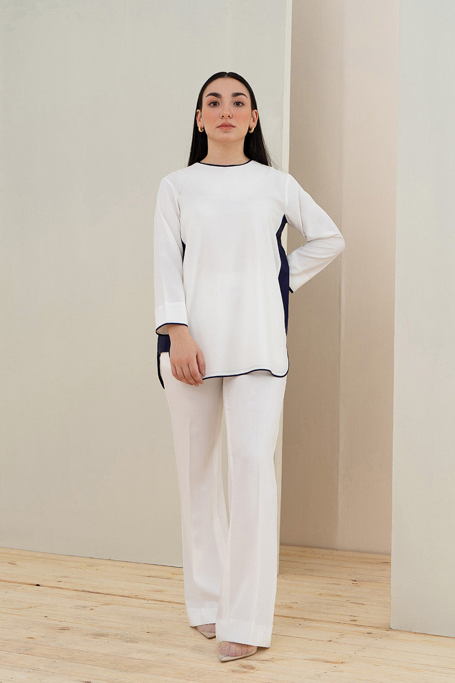 https://cdn.shopify.com/s/files/1/0611/8585/1568/products/W.SS22.286.T-1.jpg?v=1736337586