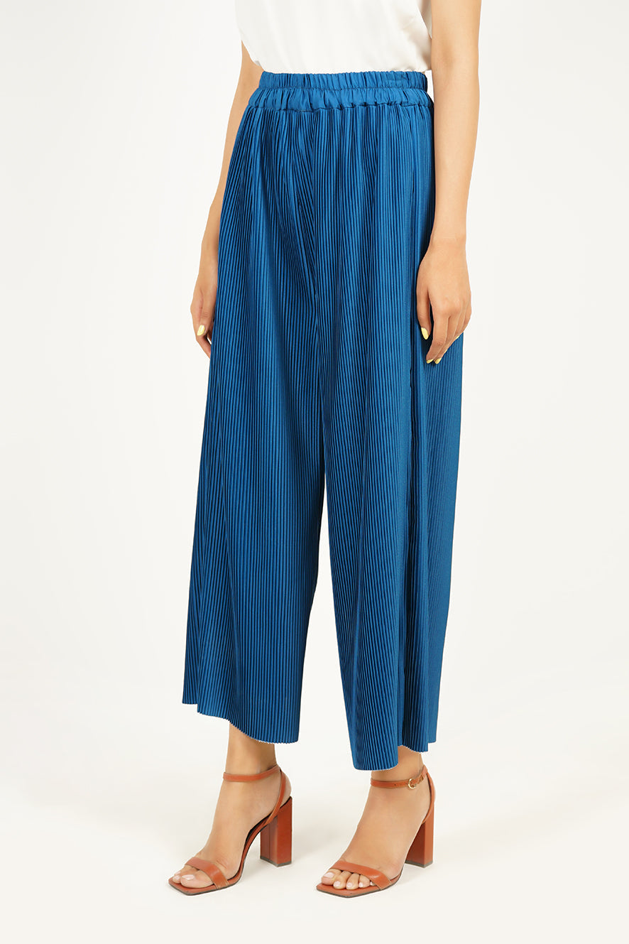 https://cdn.shopify.com/s/files/1/0611/8585/1568/products/W.SS22.354.P-2.jpg?v=1736338523