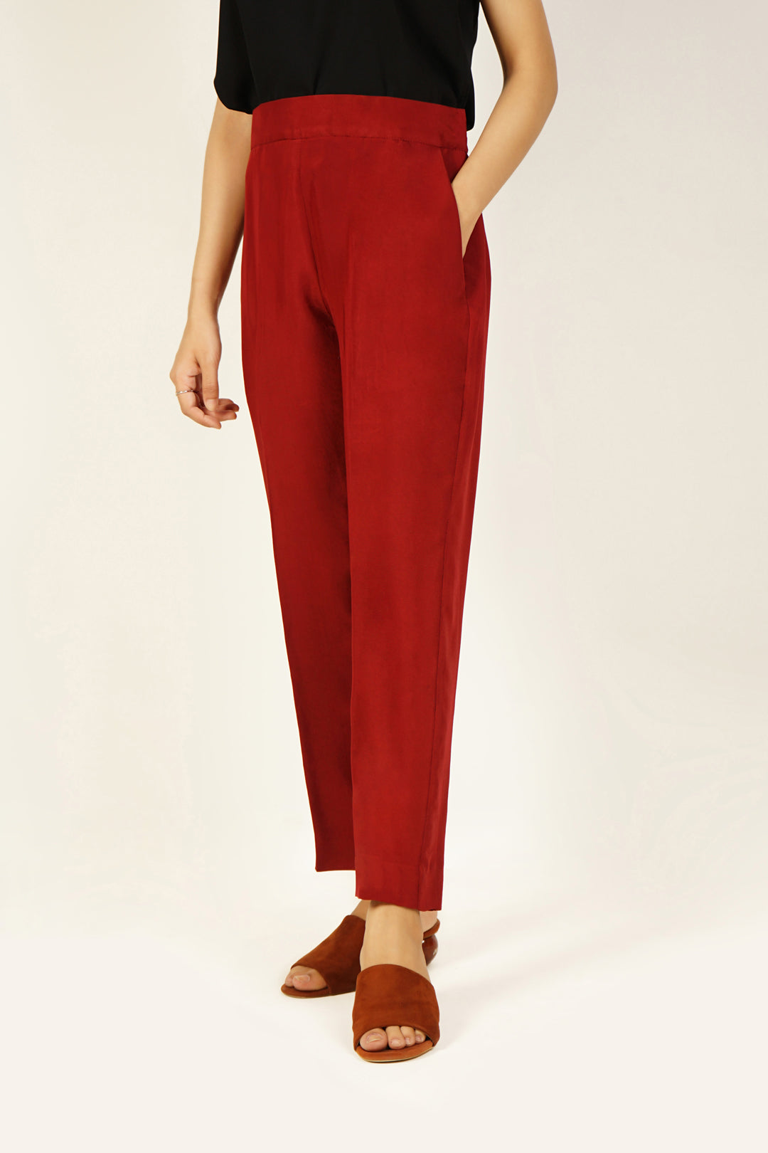 https://cdn.shopify.com/s/files/1/0611/8585/1568/products/W.SS22.408.P-2.jpg?v=1736338349