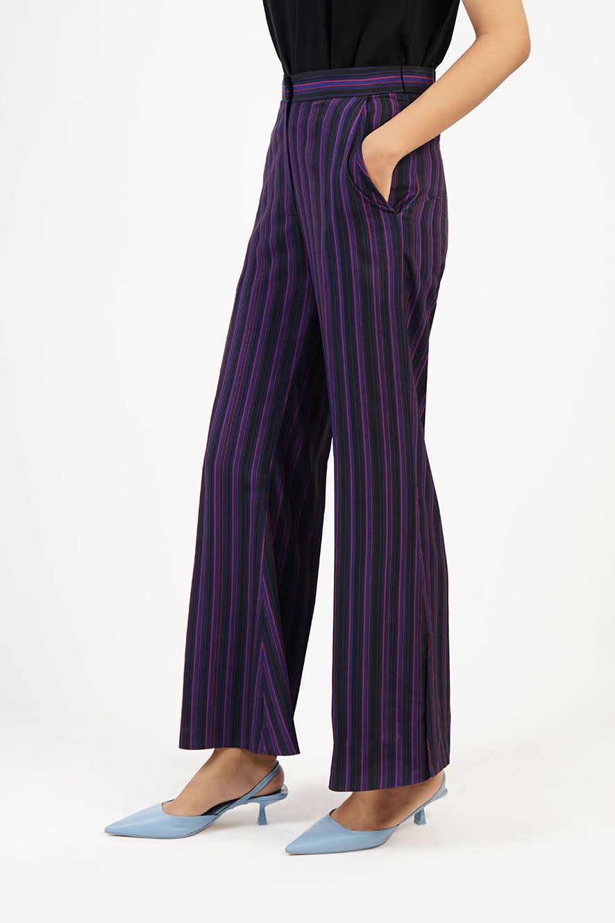 https://cdn.shopify.com/s/files/1/0611/8585/1568/products/W.SS22.439.P-2.jpg?v=1736338166