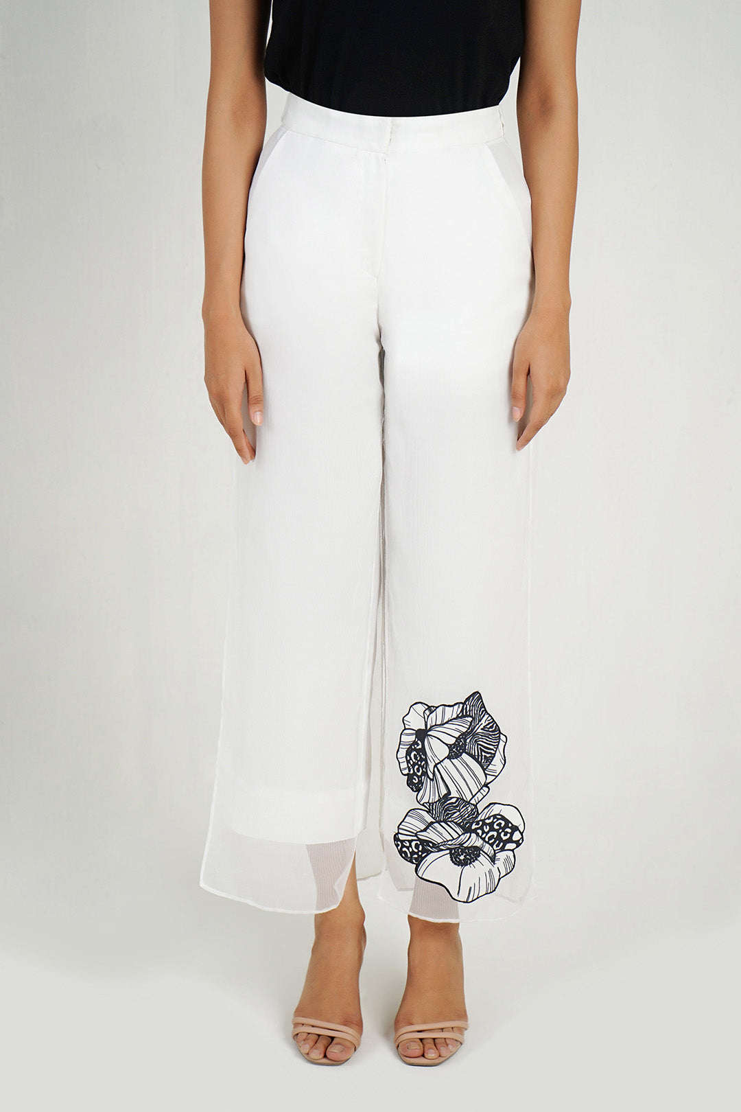 https://cdn.shopify.com/s/files/1/0611/8585/1568/products/W.SS22.526.P-3.jpg?v=1736337573