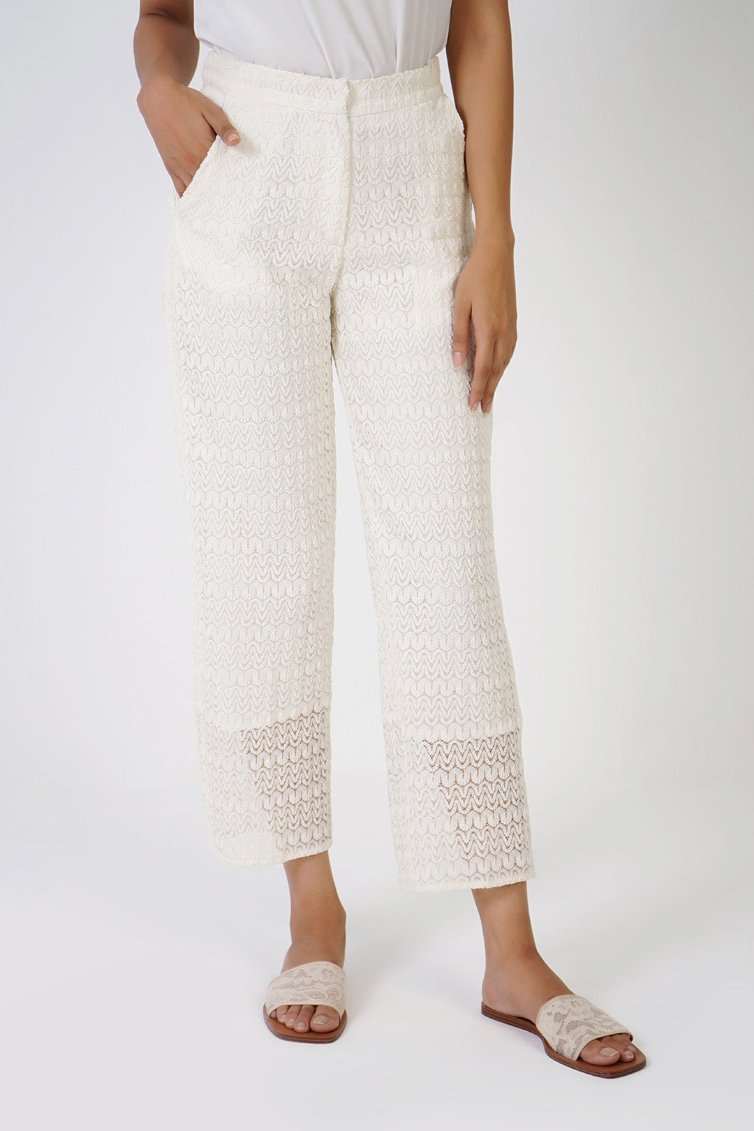 https://cdn.shopify.com/s/files/1/0611/8585/1568/products/W.SS22.544.P-1.jpg?v=1736337501