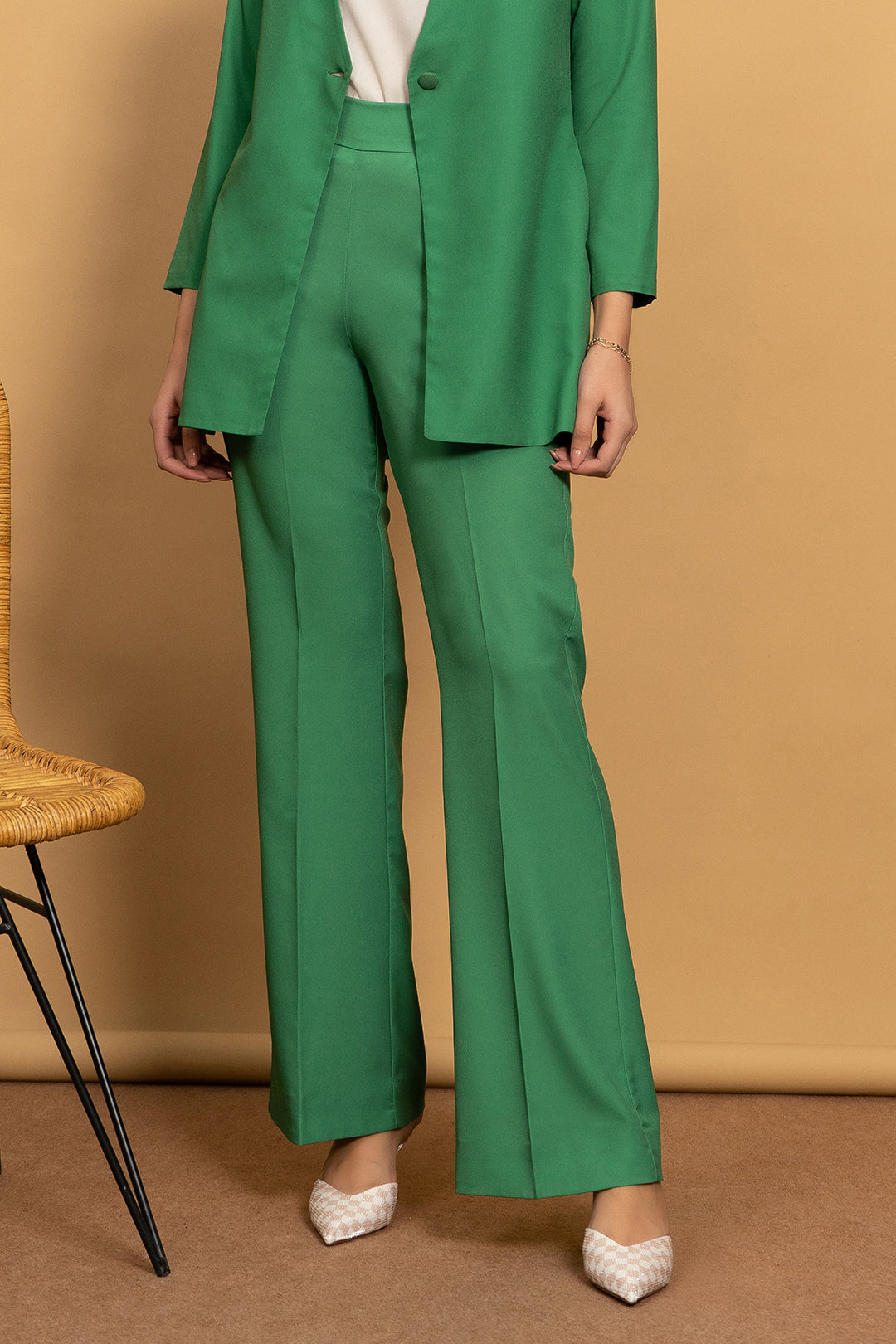 https://cdn.shopify.com/s/files/1/0611/8585/1568/products/W.SS22.614.P-1.jpg?v=1736337292