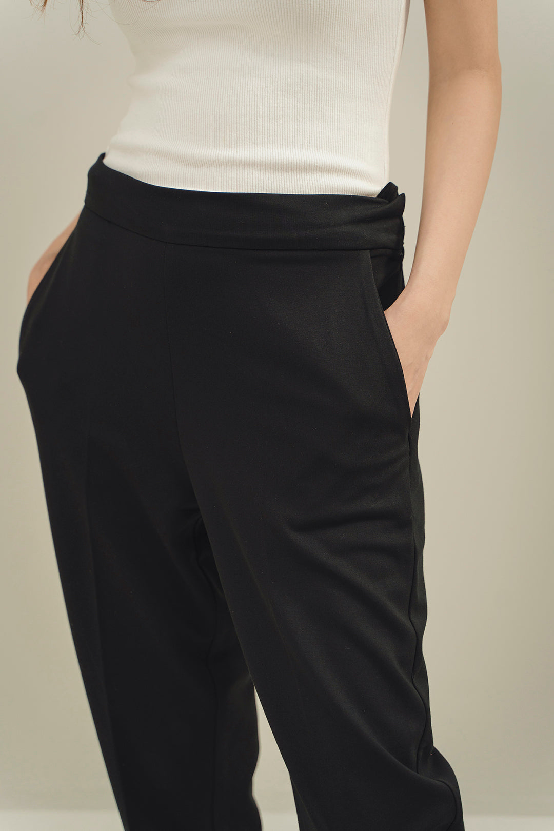 https://cdn.shopify.com/s/files/1/0611/8585/1568/files/W.SS22.659.P-3_ee7210ab-8b5b-4129-aa3b-5b1ae8e5fc60.jpg?v=1736336385