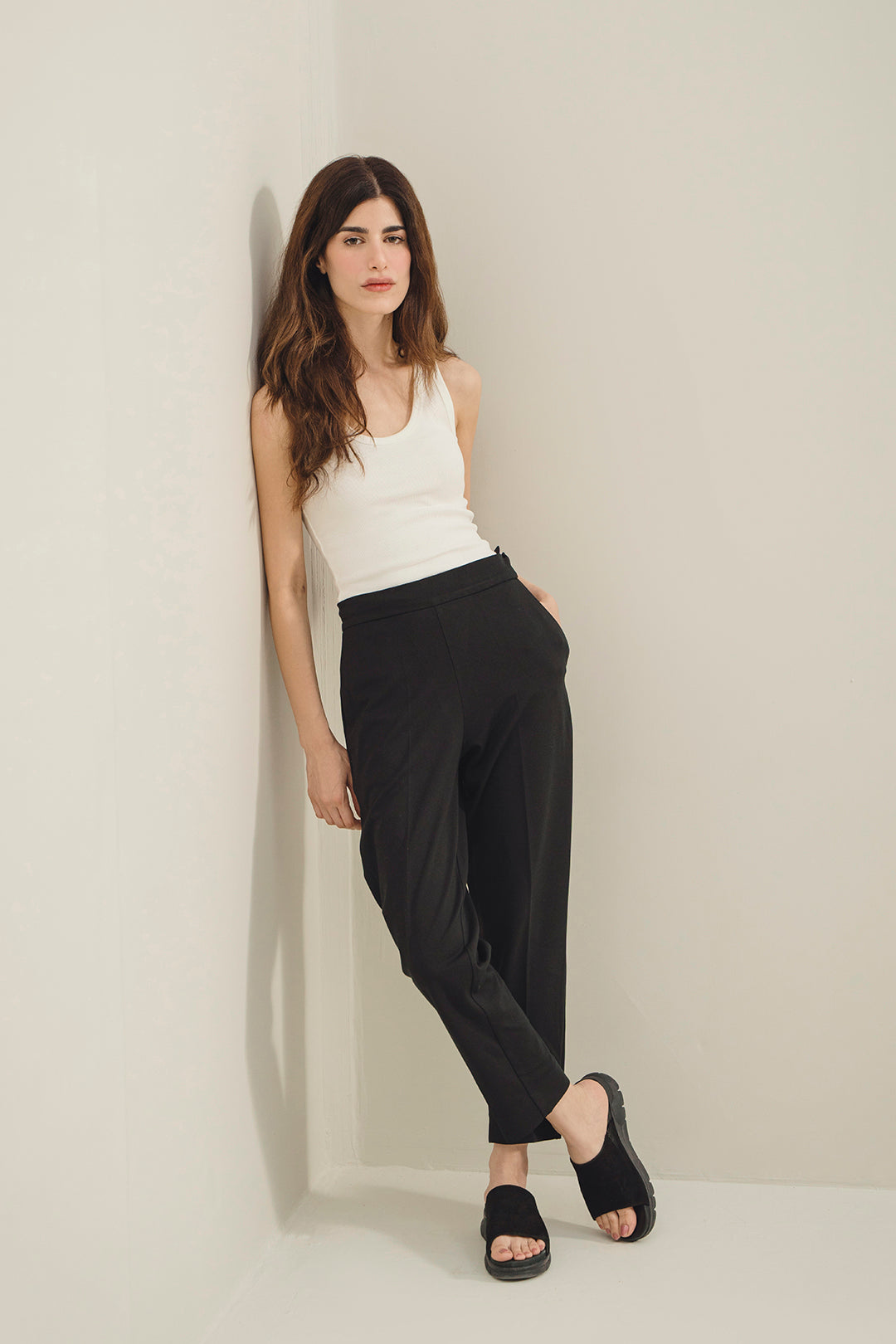 https://cdn.shopify.com/s/files/1/0611/8585/1568/files/W.SS22.659.P-4.jpg?v=1736336385