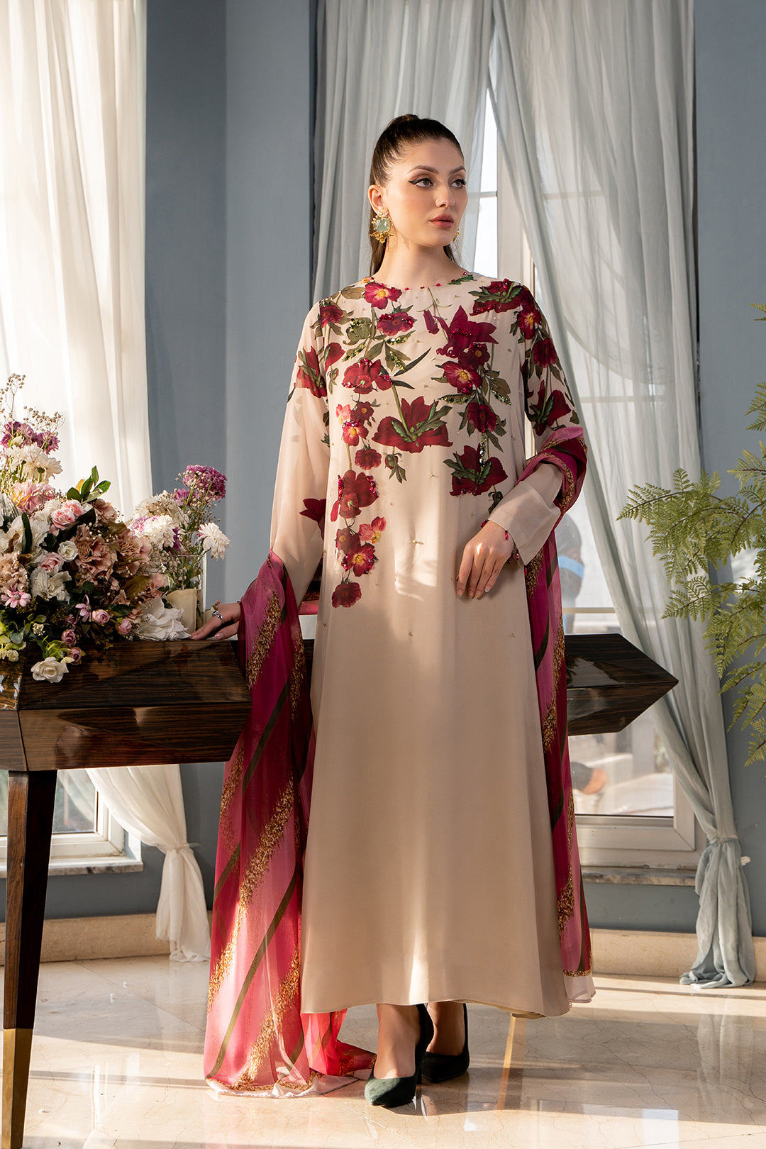 https://cdn.shopify.com/s/files/1/0611/8585/1568/files/W.SS23.013.T-1.jpg?v=1736336585
