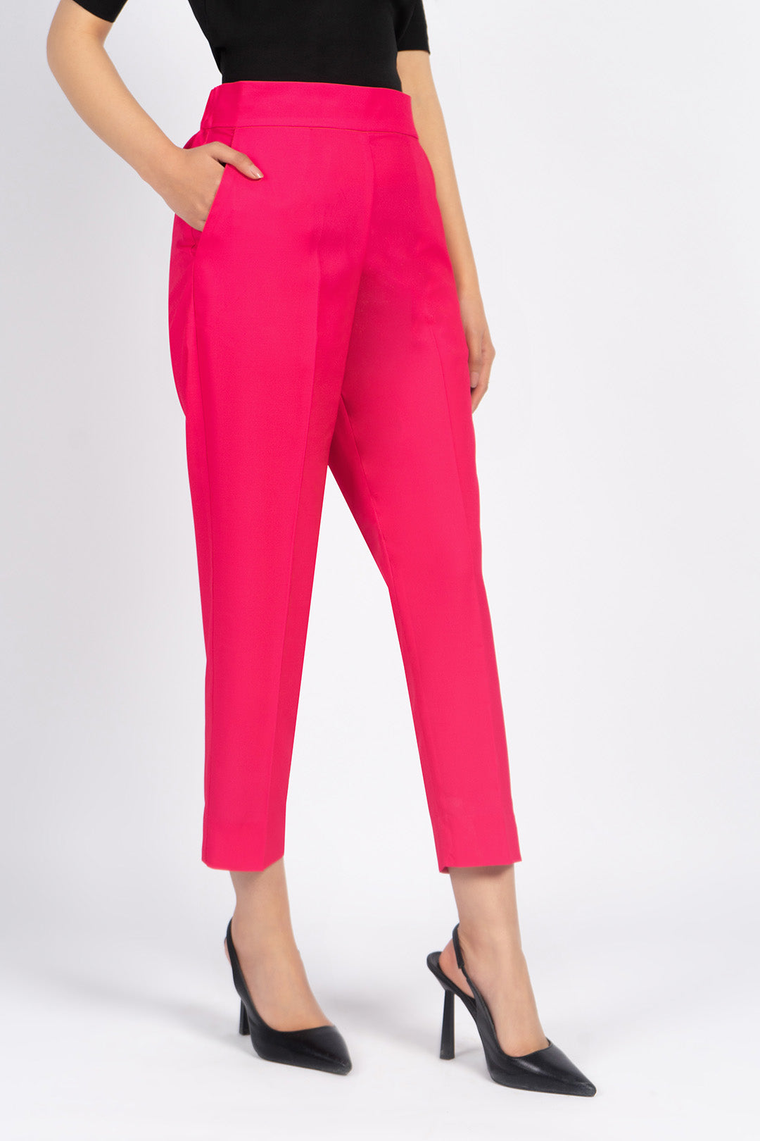 https://cdn.shopify.com/s/files/1/0611/8585/1568/products/W.SS23.053.P-2.jpg?v=1736336705