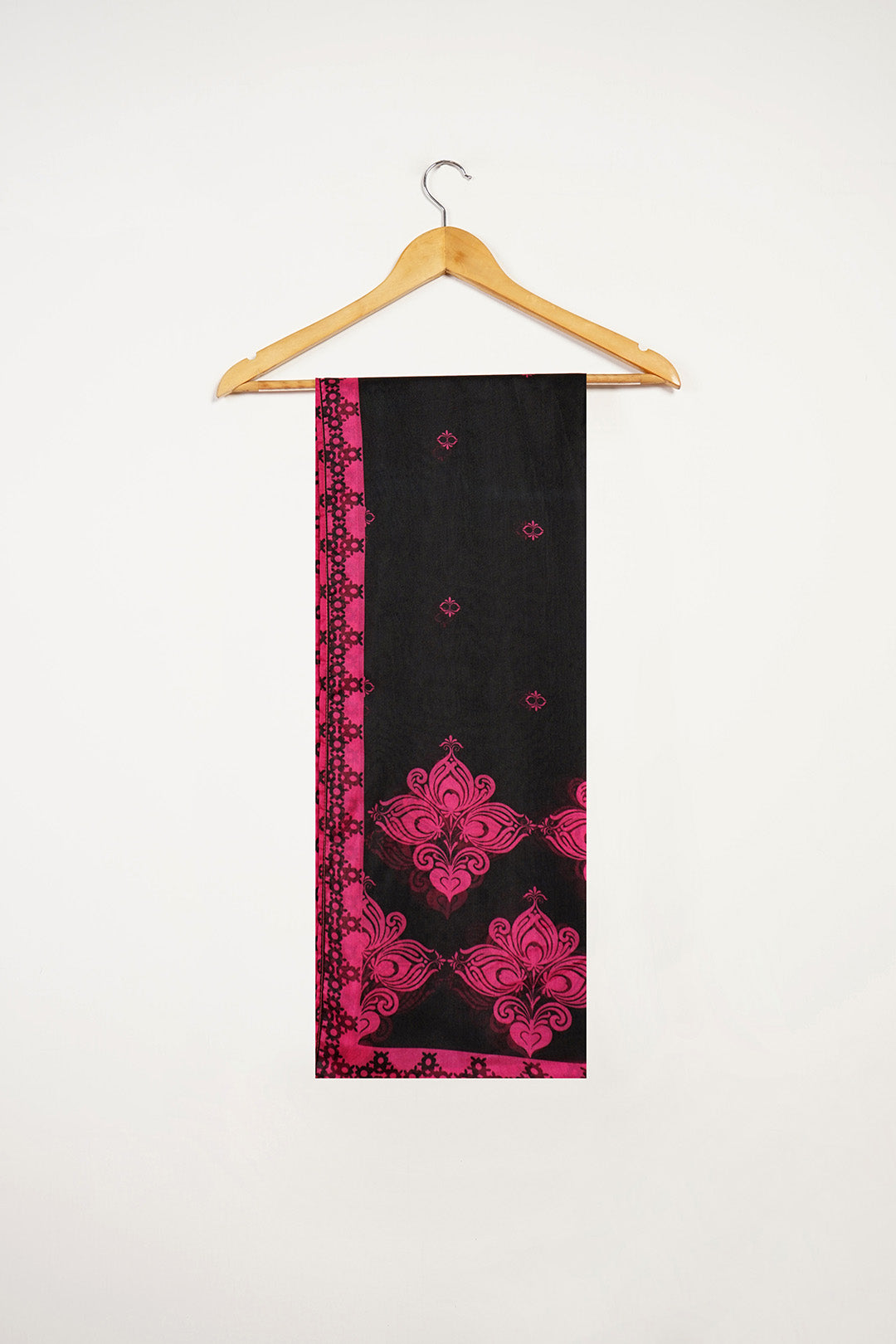 https://cdn.shopify.com/s/files/1/0611/8585/1568/products/W.SS23.122.T-1.jpg?v=1736336634