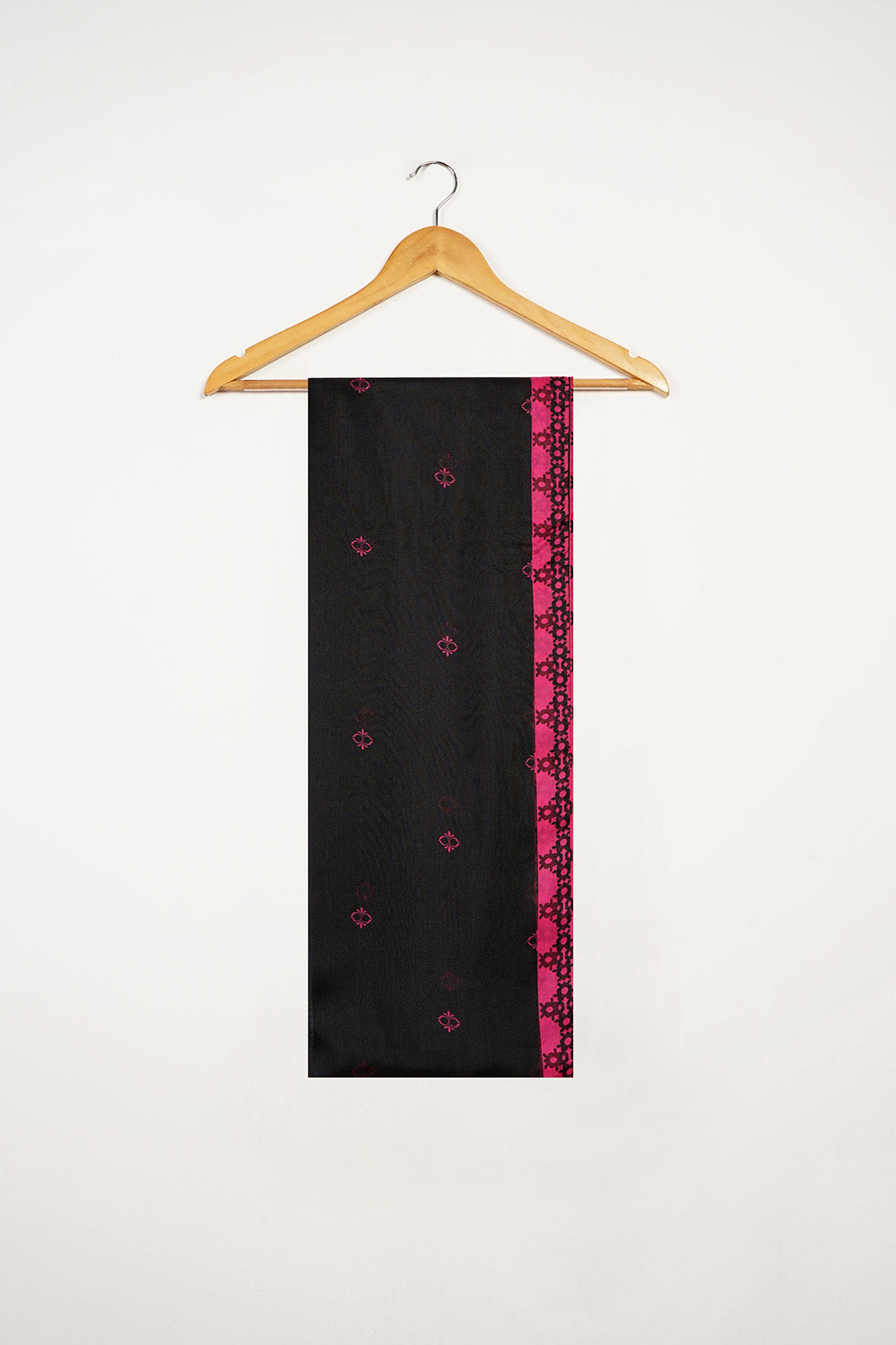 https://cdn.shopify.com/s/files/1/0611/8585/1568/products/W.SS23.122.T-2.jpg?v=1736336634