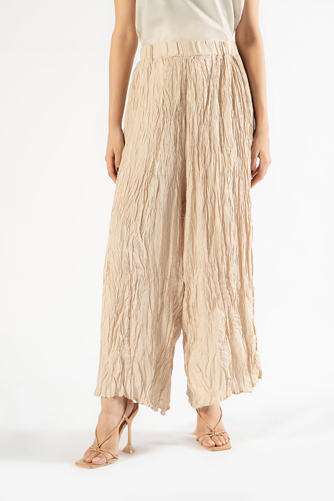 https://cdn.shopify.com/s/files/1/0611/8585/1568/files/W.SS23.240.P-1.jpg?v=1736336404