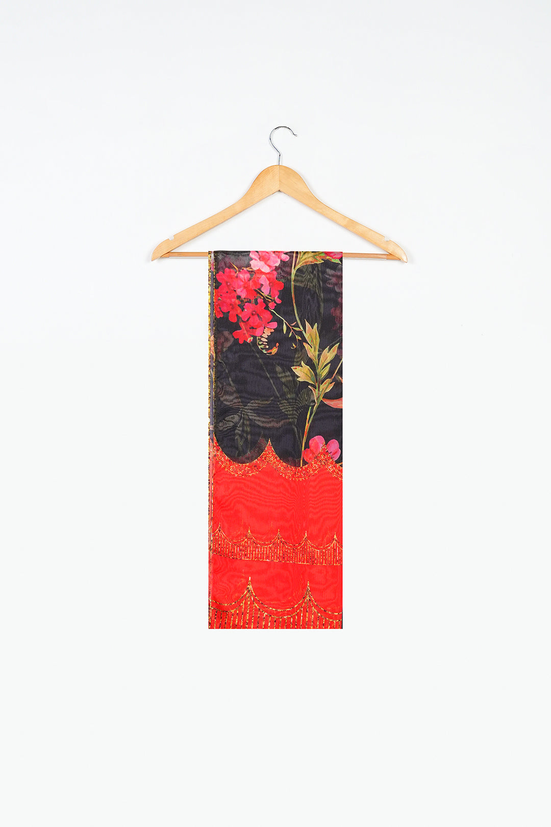 https://cdn.shopify.com/s/files/1/0611/8585/1568/files/W.SS23.269.T-1.jpg?v=1736336414